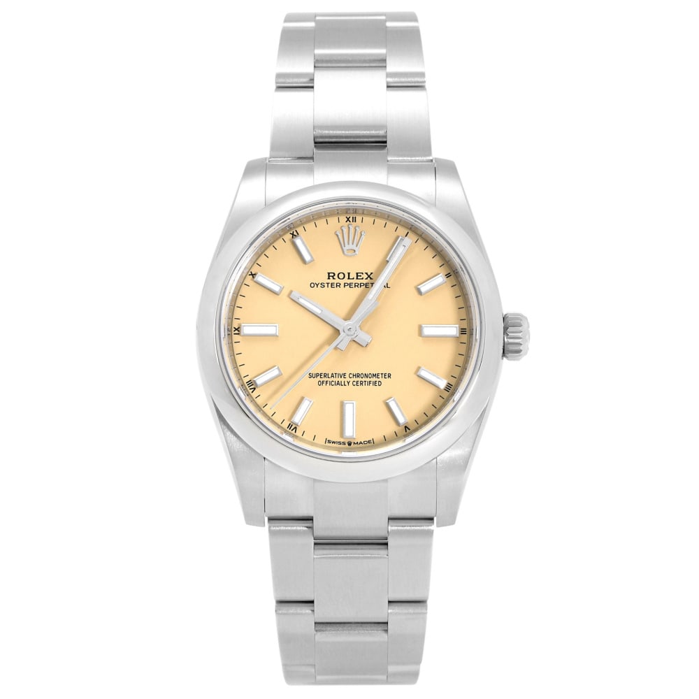 Rolex Oyster Perpetual Réf. 124200 34mm — 2026: RolexModel : Oyster PerpetualReference : 124200Diameter : 34mmDial : BeigeBracelet : OysterBezel : SmoothCase : SteelMovement : Automatic self-winding mechanicalCondition : Near NewEra : 2025Included