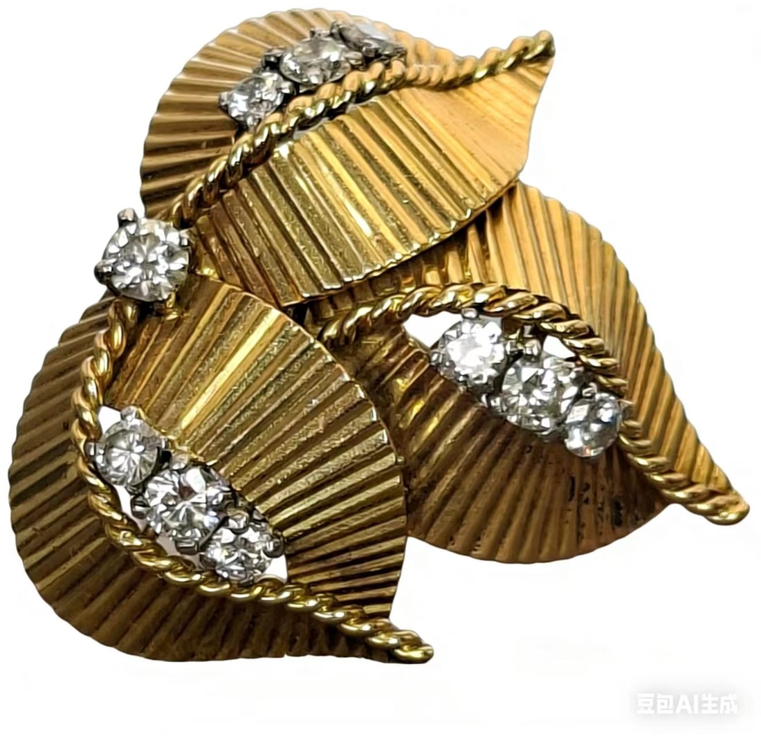 Cartier 18K Gold Diamond Brooch: Type: BroochMetal: 18K Yellow GoldWeight: 13.4 gramsDiamond :1.25 ctMeasurements: 30mm*41mmCondition: Pre-OwnedSigned By: Cartier