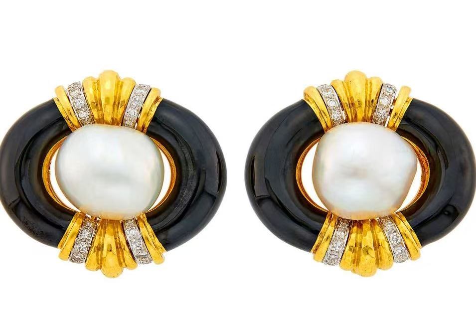 David Webb 18K/PT900 Baroque Cultured Pearl Enamel Diamond Earrings: Type: EarringMetal: 18K Yellow Gold;PlatinumWeight:50 gramsDiamond:N/ACondition: Pre-OwnedSigned By: Webb