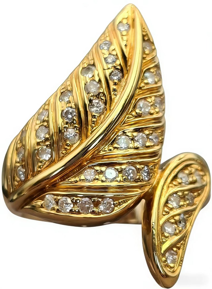 18K Diamond Leaves Ring: Type: RingMetal: 18K Yellow GoldDiamond: 0.50 ctSize: 7 (US)Signed By: N/A