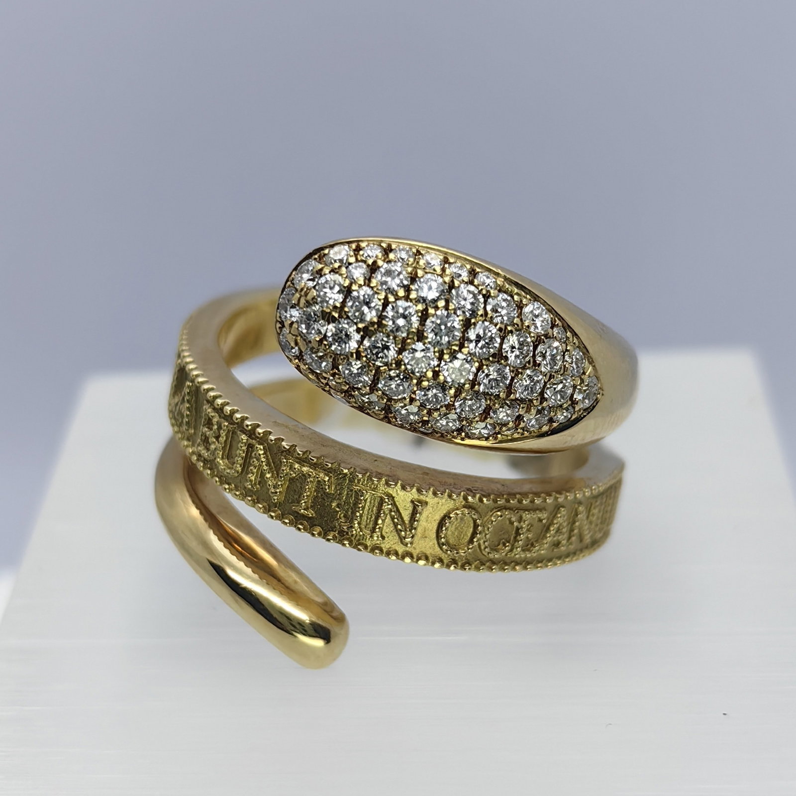 K18 Diamond Ring (1 of 3)