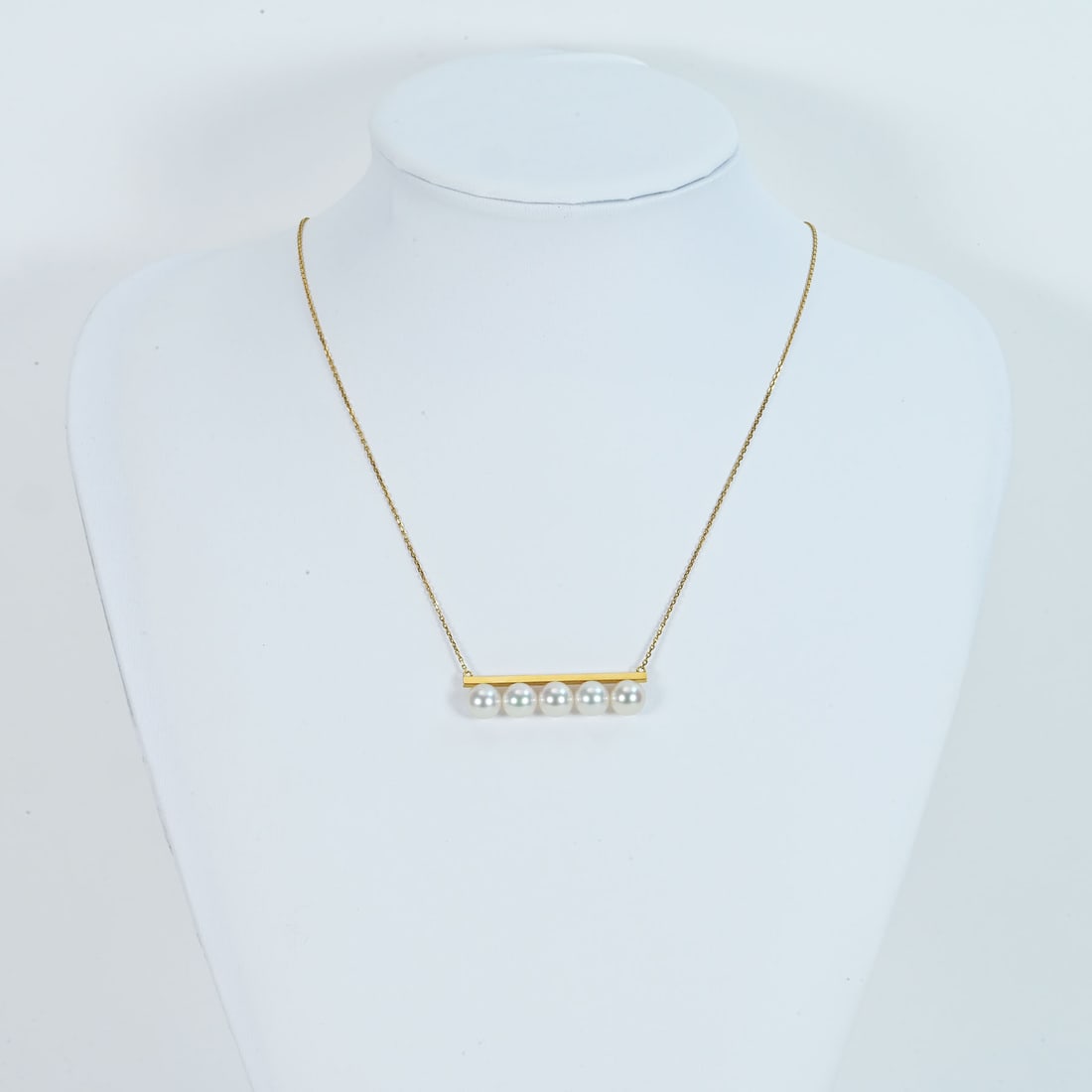 TASAKI K18 8.6mm Akoya Necklace: Type: Necklace Metal:K18 Yellow Gold Diamond:N/A Size:71cm Signed By:TASAKI Additional Information: TASAKI Certification