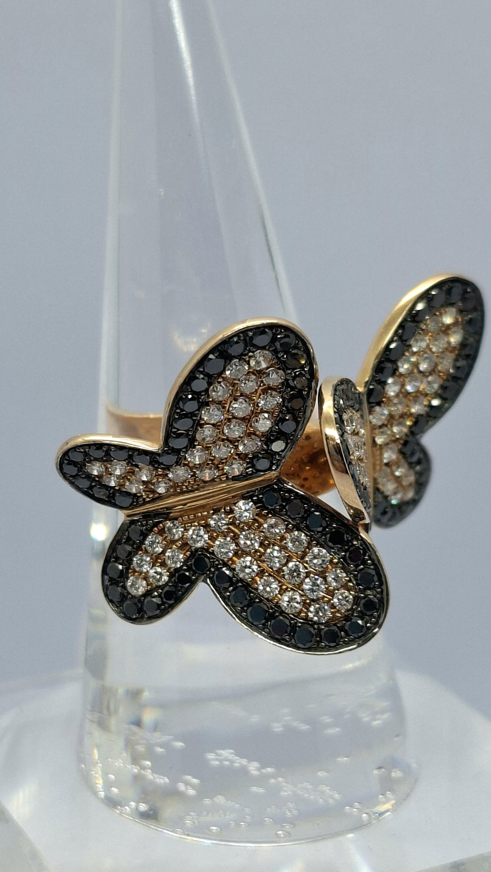 K18 Diamond Ring - 2