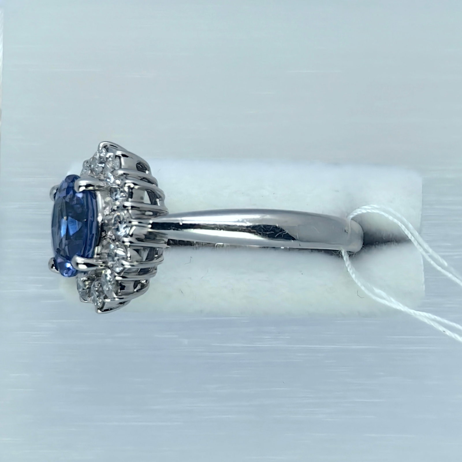 Pt900 Tanzanite Diamond Ring - 2