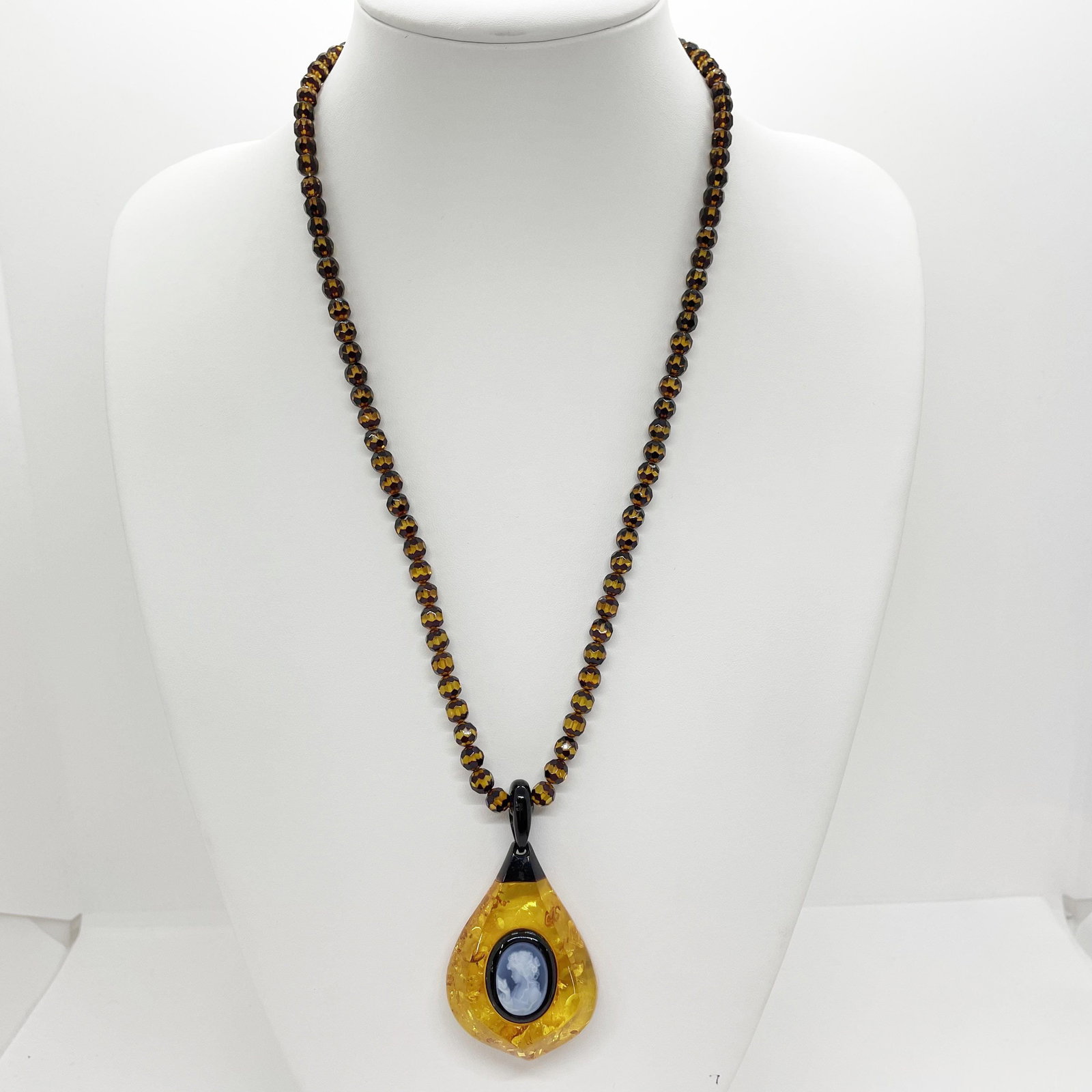 K18 Amber Necklacce - 3