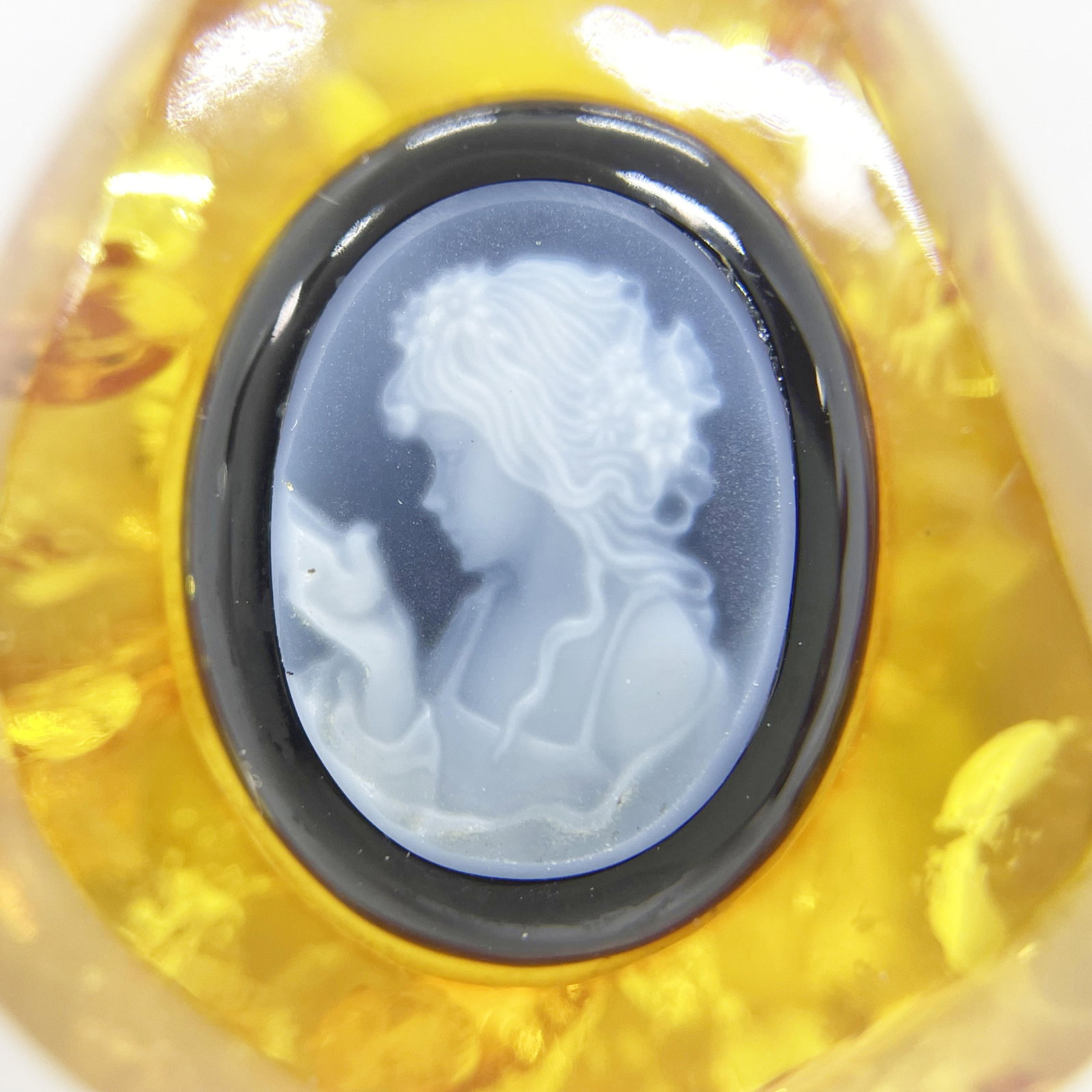 K18 Amber Necklacce - 4
