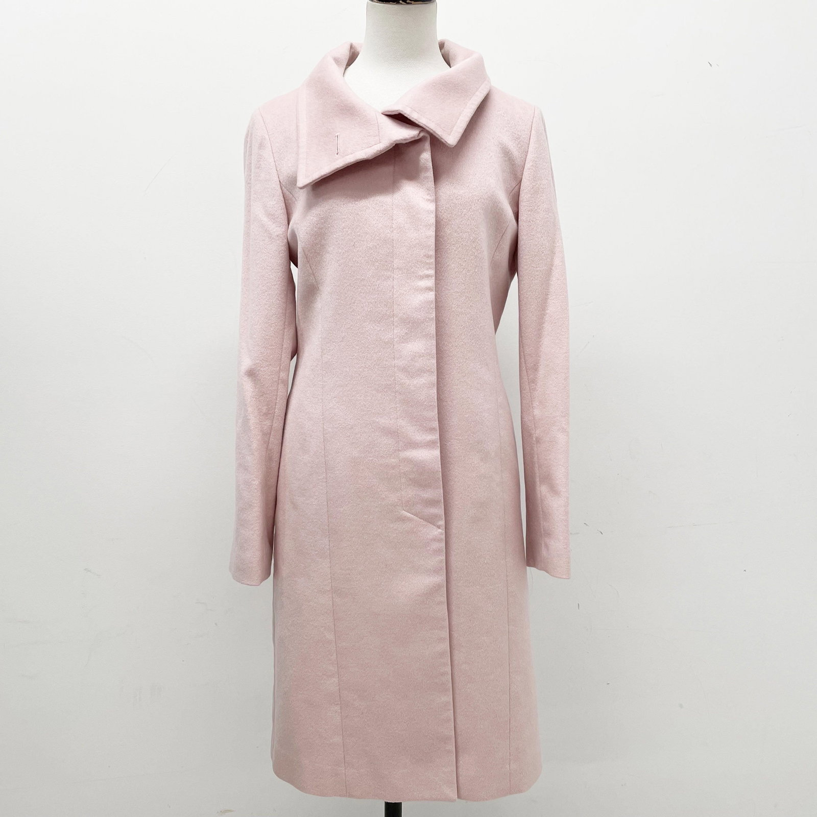 LANVIN en Bleu Coat Cashmere Pink (1 of 8)