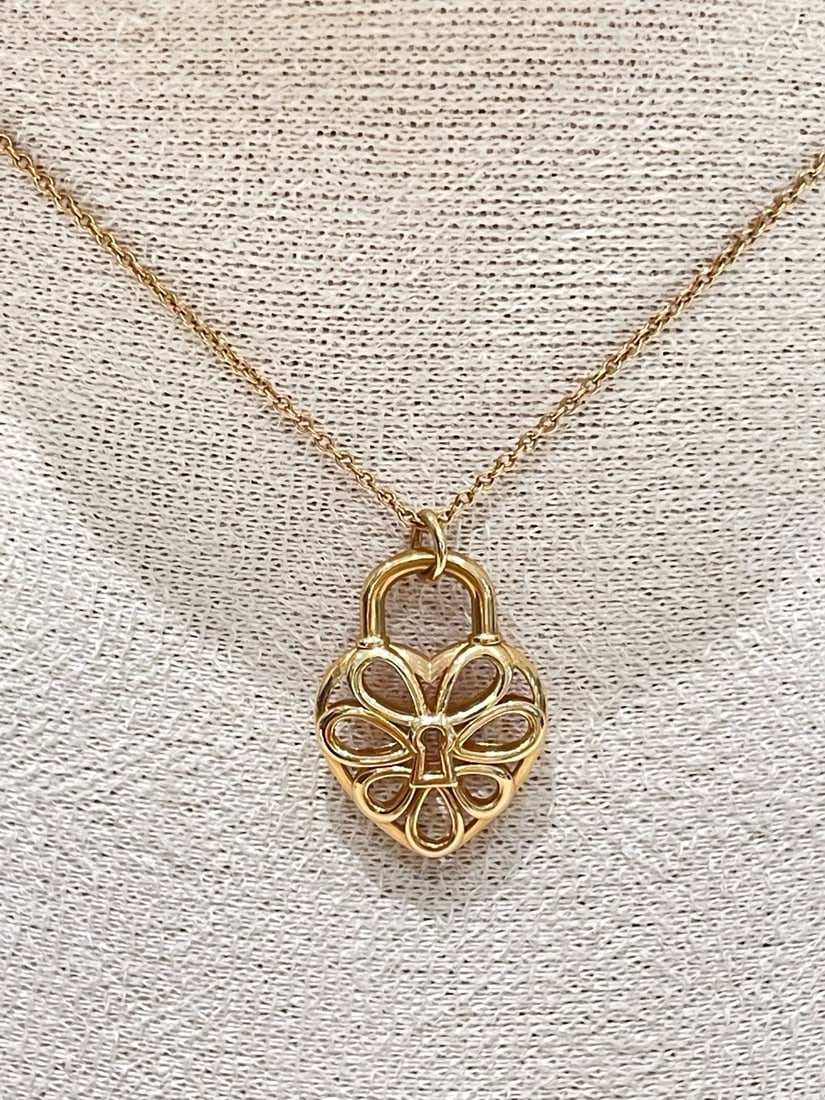 TIFFANY & CO K18 Filigree Heart Necklace: Brand:TIFFANY&CO Sizs:41cm Material:K18 Accessories:Bag