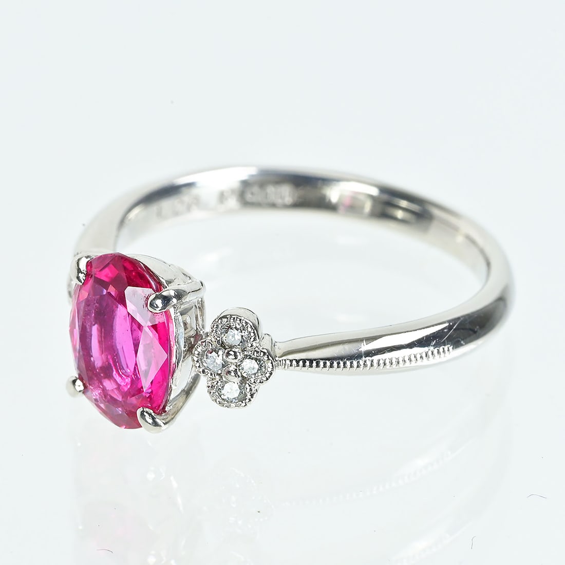 Pt900 Ruby Ring: Type: Ring Metal:Platinum Ruby:1.26ct Diamond:0.09ct Size:6 (US) Signed By: N/A