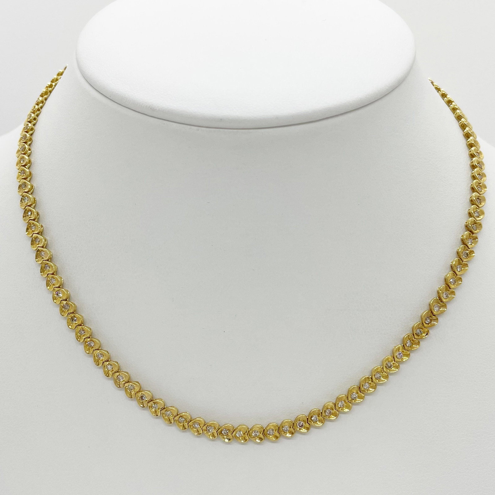 K18 Diamond Necklace: Type: Necklace Metal:K18 Yellow Gold Diamond:2.00ct Size:40cm Signed By: N/A