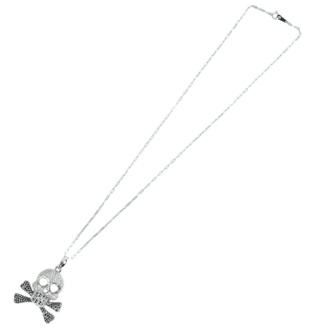 K18 Diamond Skull Necklace (1 of 5)