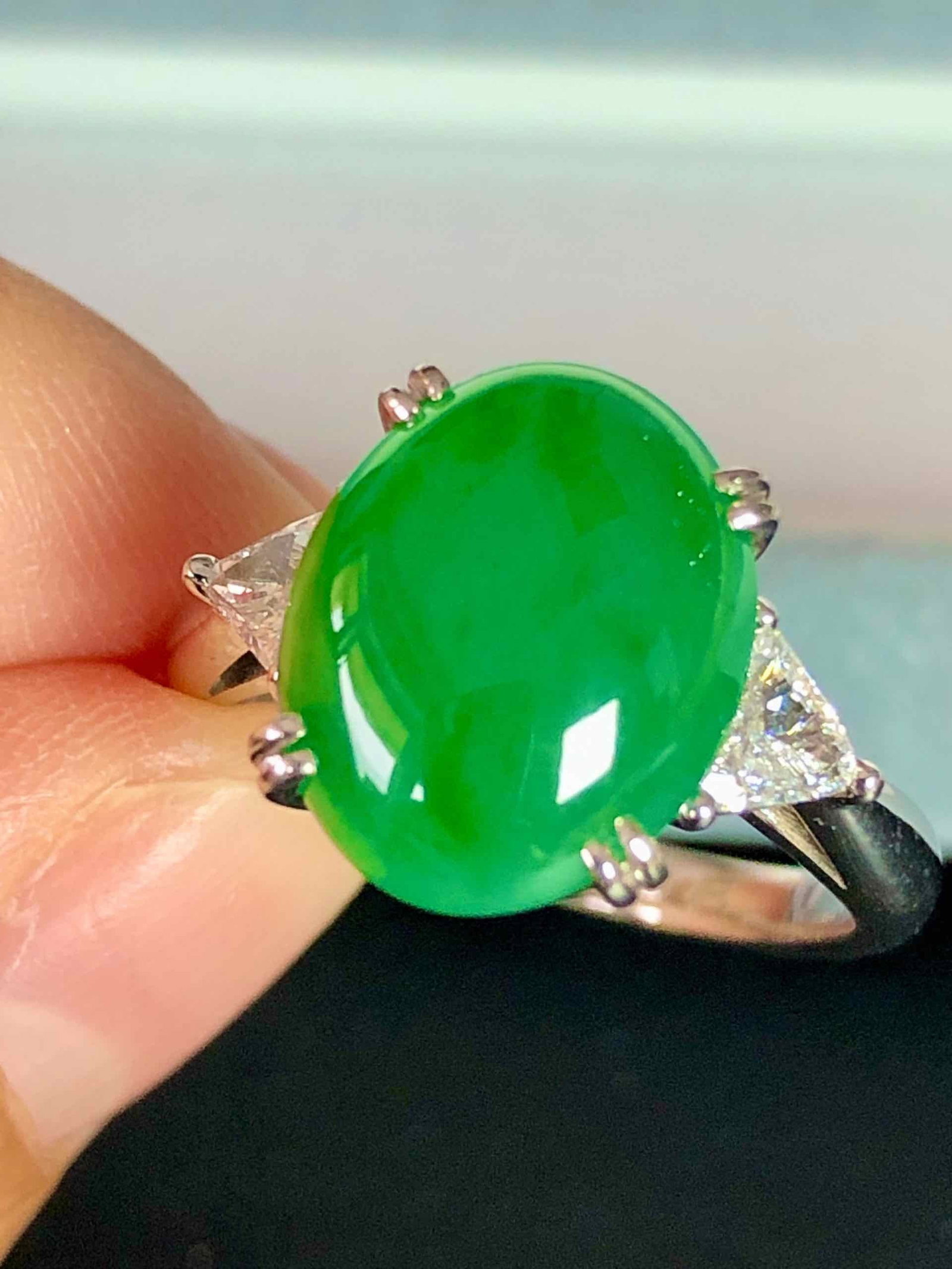 PT900 JADEITE RING - 2