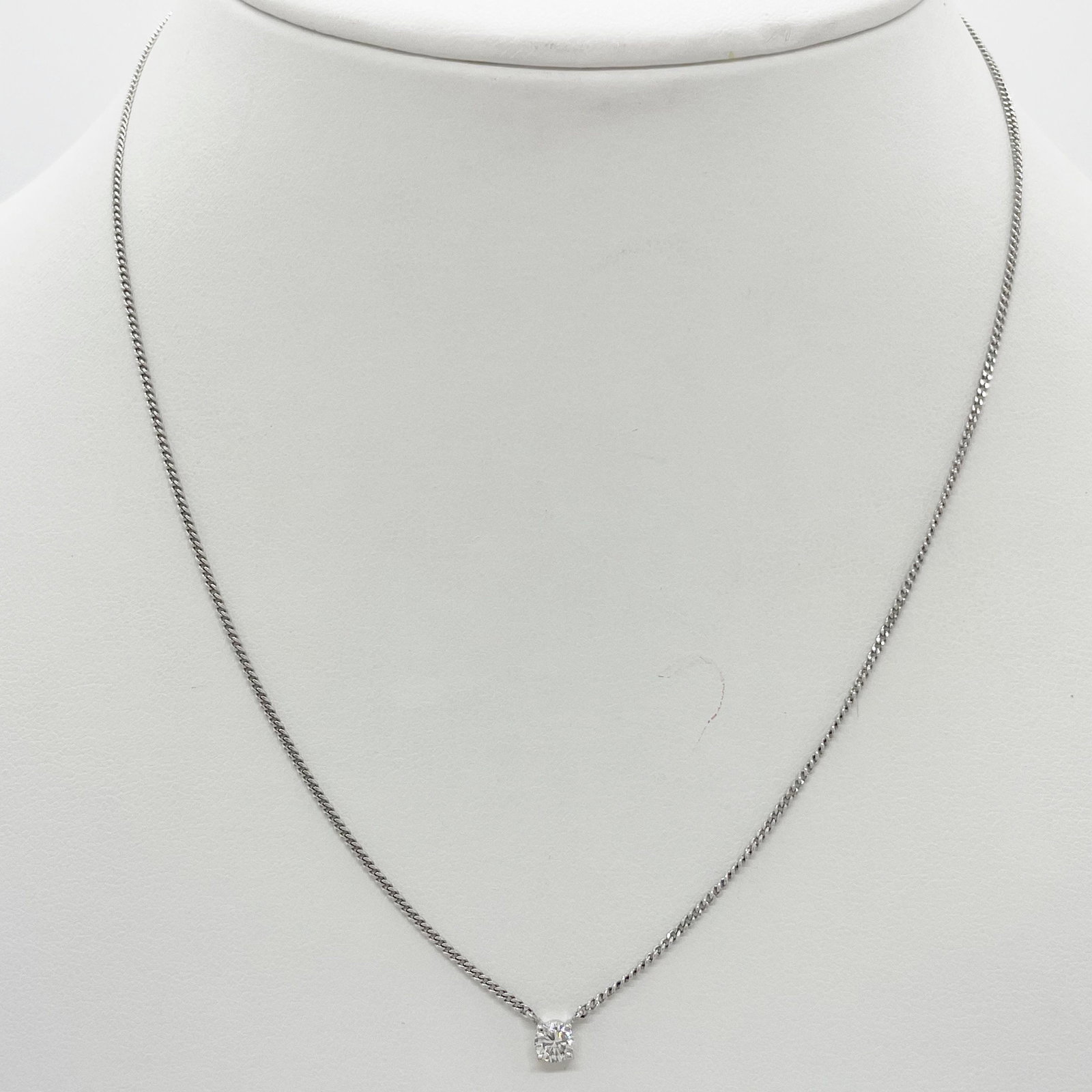 LA SOMA- Pt850 Diamond Necklace: Type: Necklace Metal:Platinum Diamond:0.24ct Size:42cm Signed By:N/A