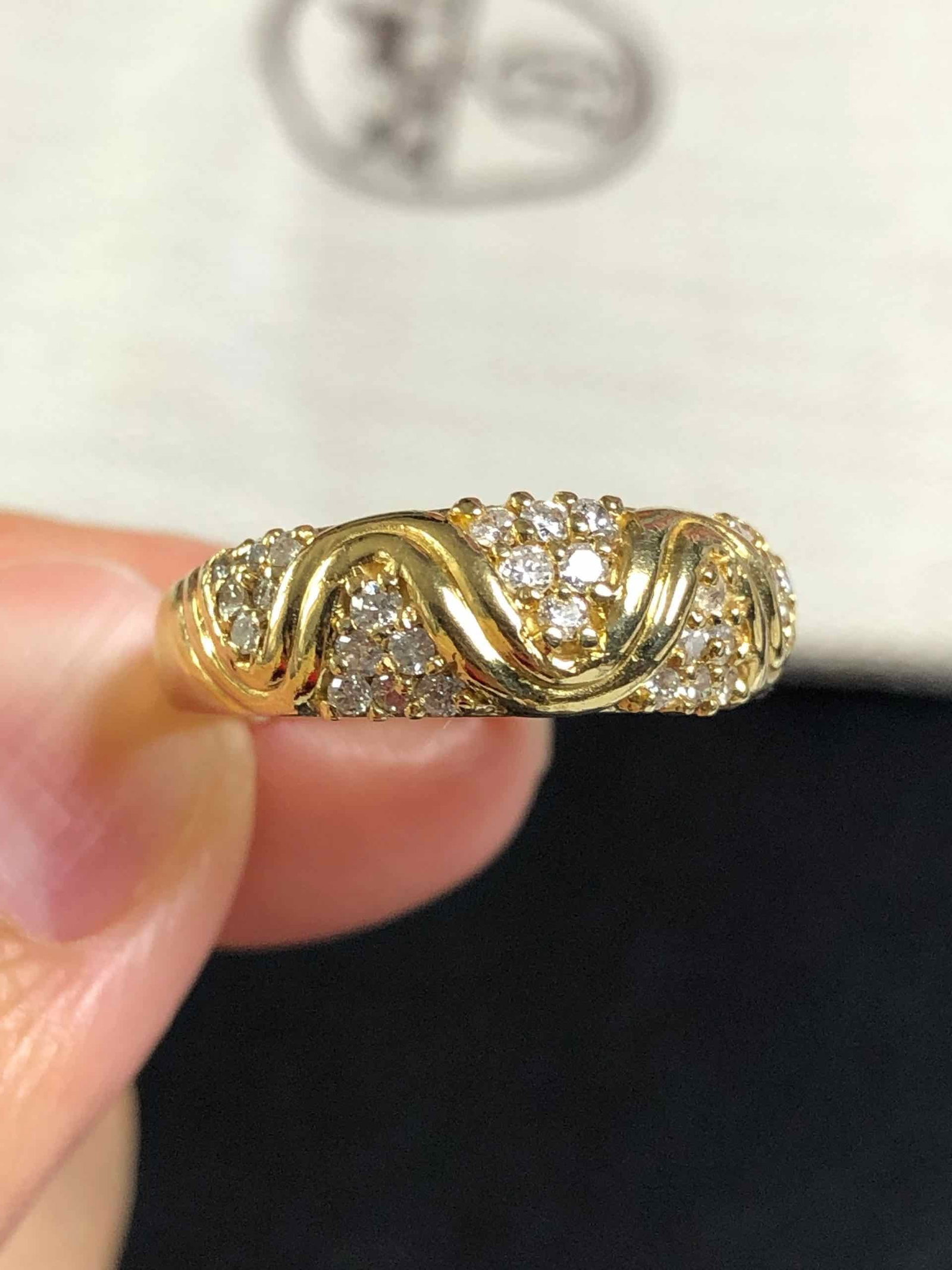 14K Diamond Ring: Type: Ring Metal:14K Yellow Diamond Diamond:N/A Size:7(US) Signed By: N/A