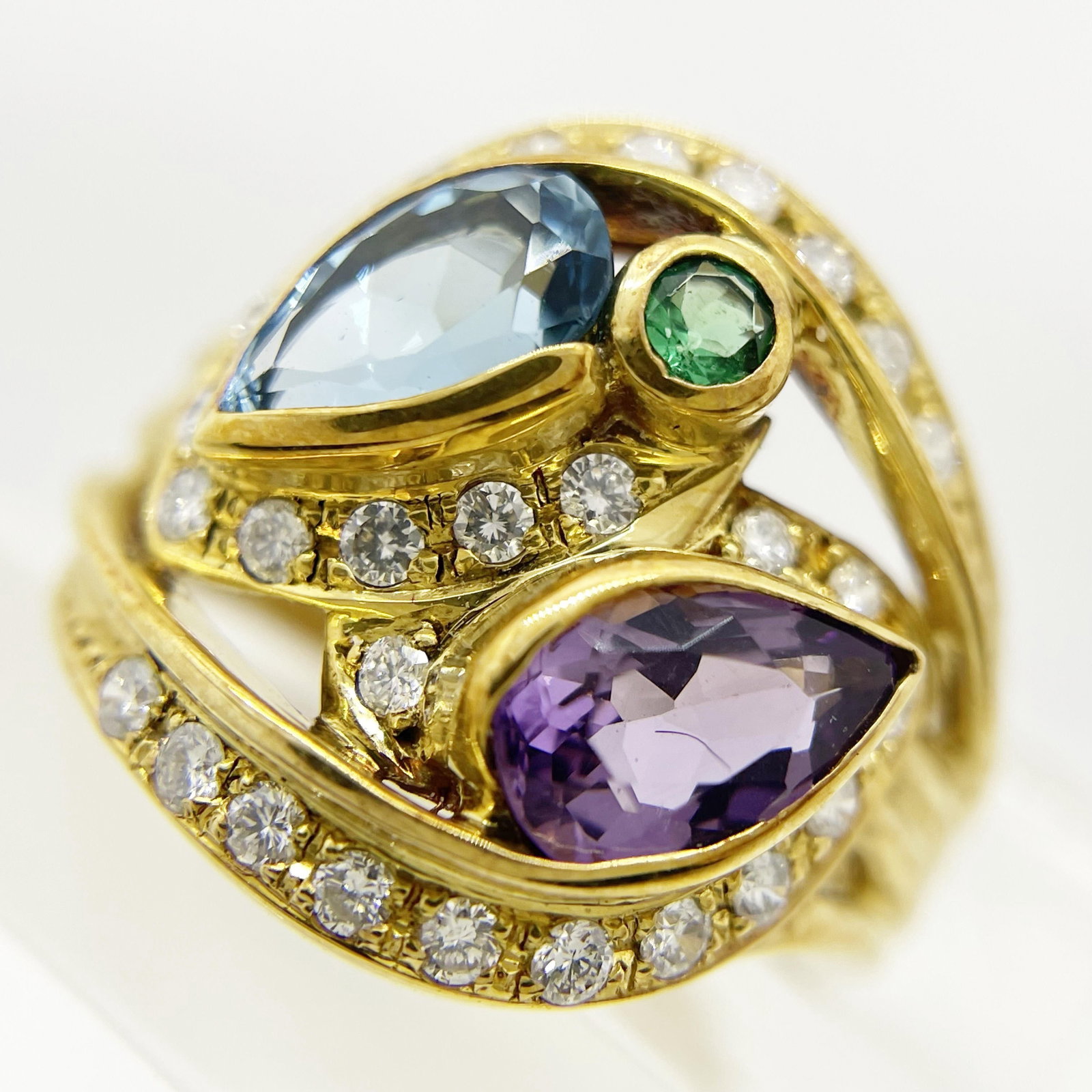 K18 Multi Gemstone Diamond Ring: Type: Ring Metal:K18 Yellow Gold Diamond:0.51ct Size:5.5(US) Signed By: N/A