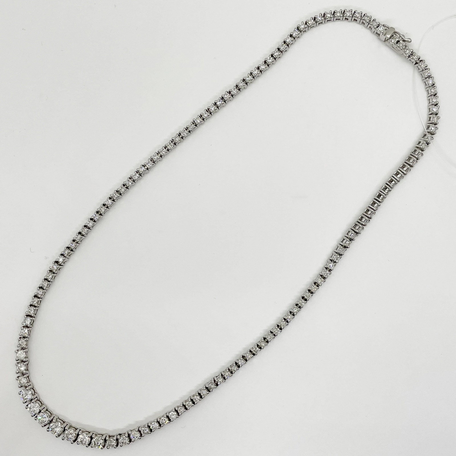 Pt850 Diamond Necklace: Type: Necklace Metal:Platinum Diamond:5.00ct Size:37cm Signed By: N/A