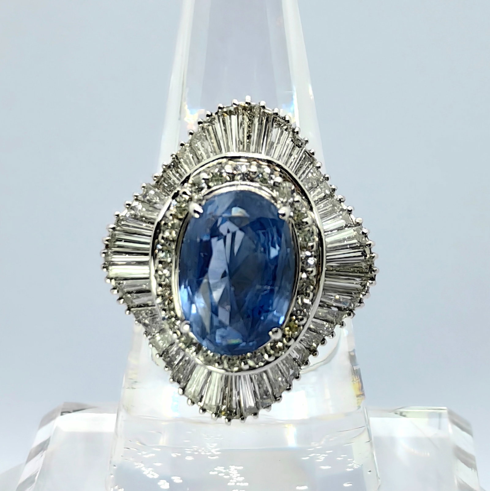 Pt900 Sapphire Diamond Ring: Type: Ring Metal:Platinum Sapphire:7.169ct Diamond:2.97ct Size:7(US) Signed By: N/A
