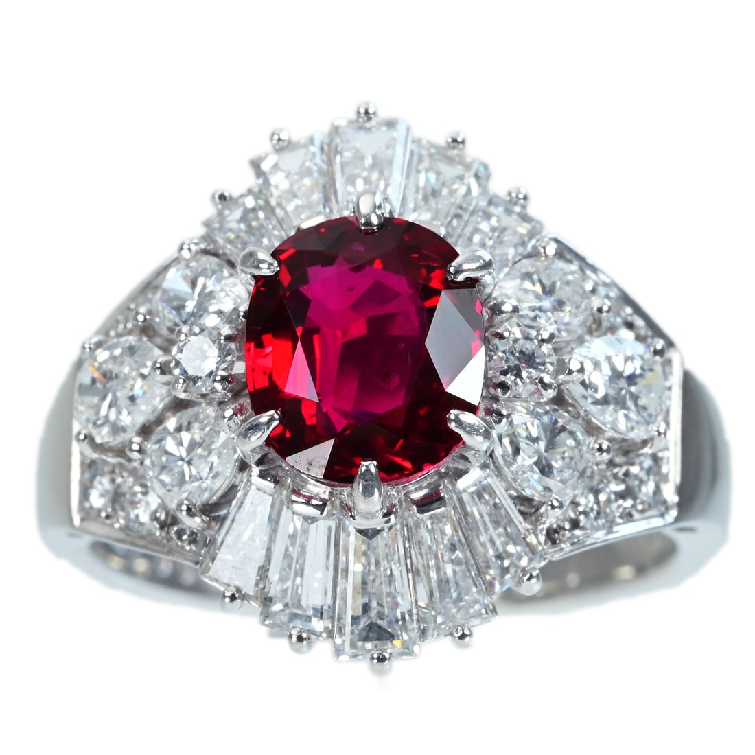 MIKIMOTO Pt900Thai Red Ruby Diamond Ring: Brand:MIKIMOTO Ruby2.00ct Diamond:2.07ct Sizs:8(US) Material:Plantium Accessories:GIA