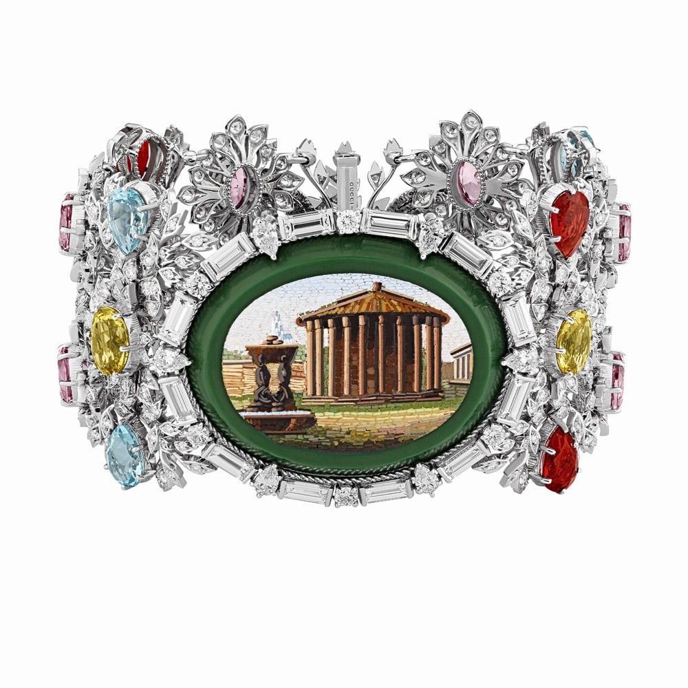 GUCCI Hortus Deliciarum Grand Tour K18 with micro-mosaic, spinels, fire opals, beryls, topazes and: Brand:GUCCI Type: Bracelet Model No.: Hortus Deliciarum Diamonds:17.06ct Precious Stones:27.18ct Sizs:18cm Material:K18/micro-mosaic/spinels/fire opals/beryls/topazes/diamonds Signed By: GUCCI