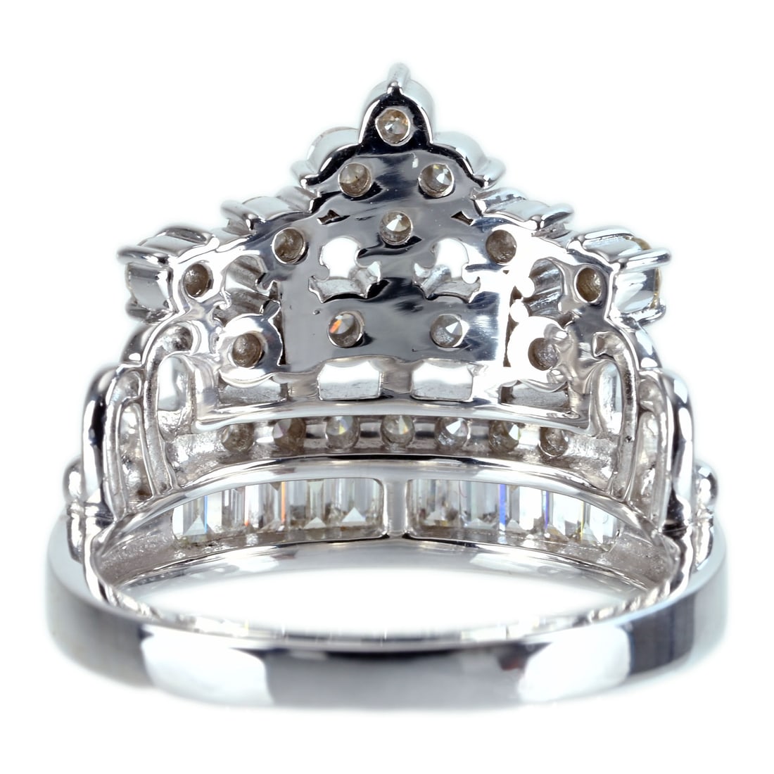 K18WG DIAMOND RING - 3