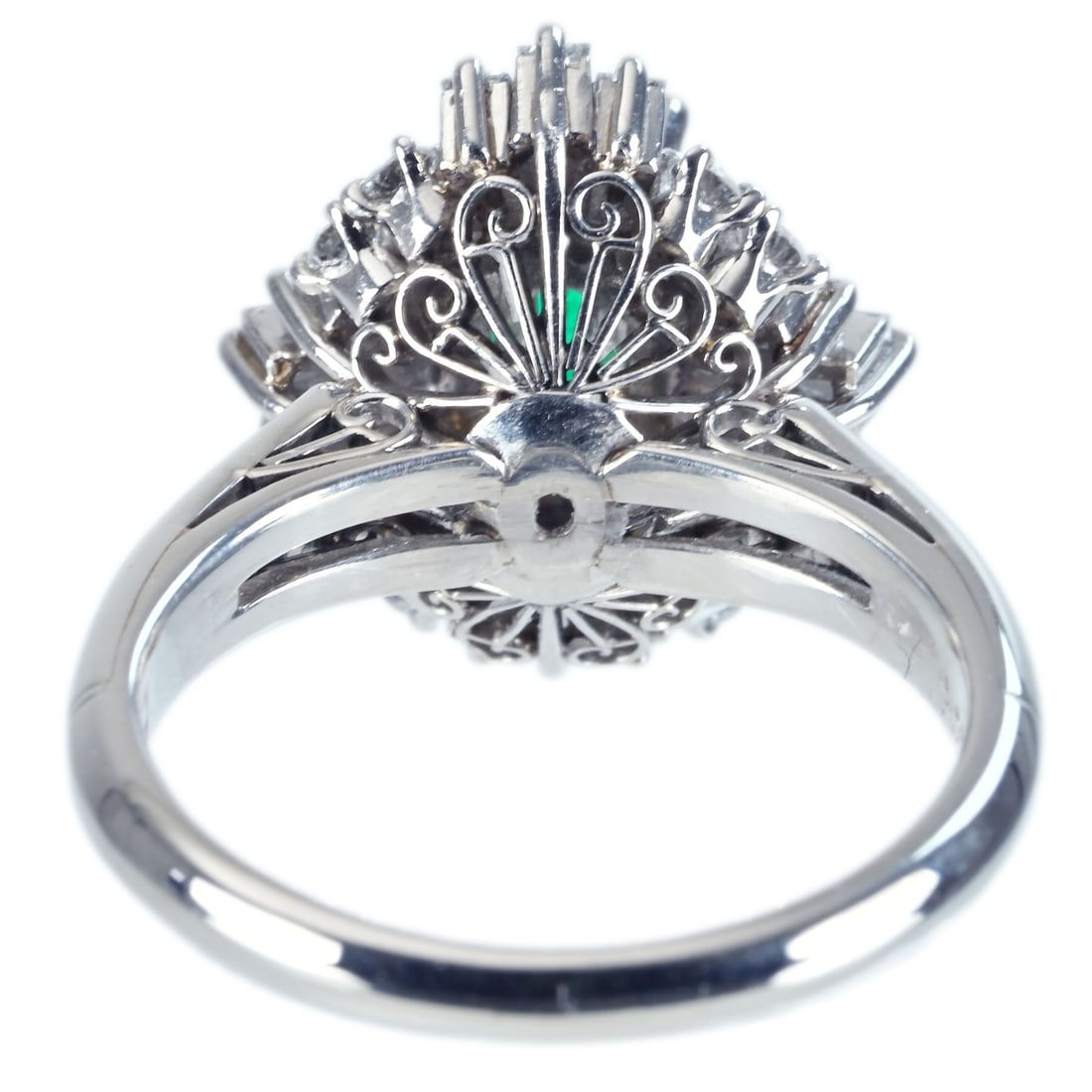 PT900 EMERALD RING - 4