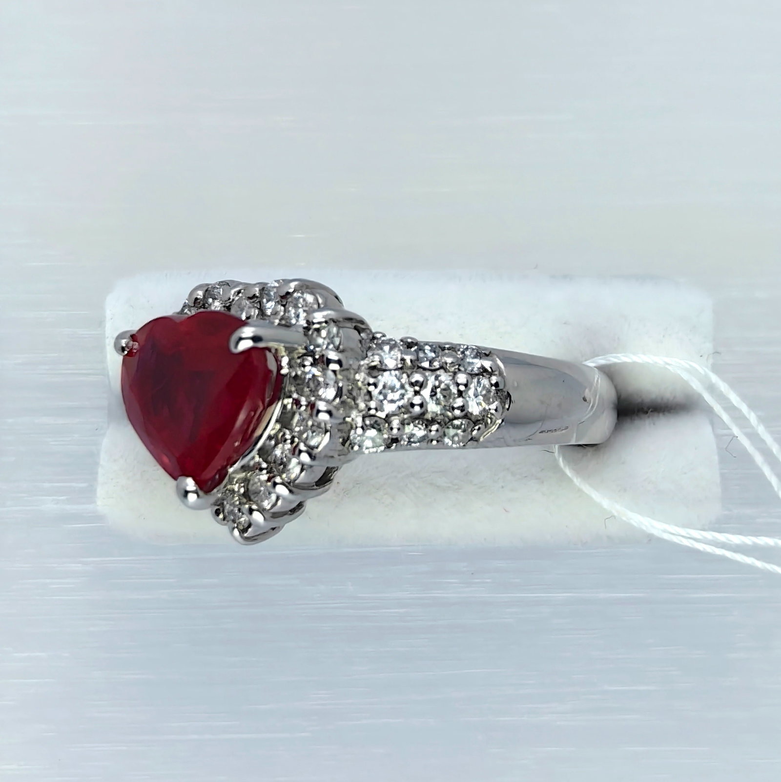 Pt900 Ruby Diamond Ring - 2