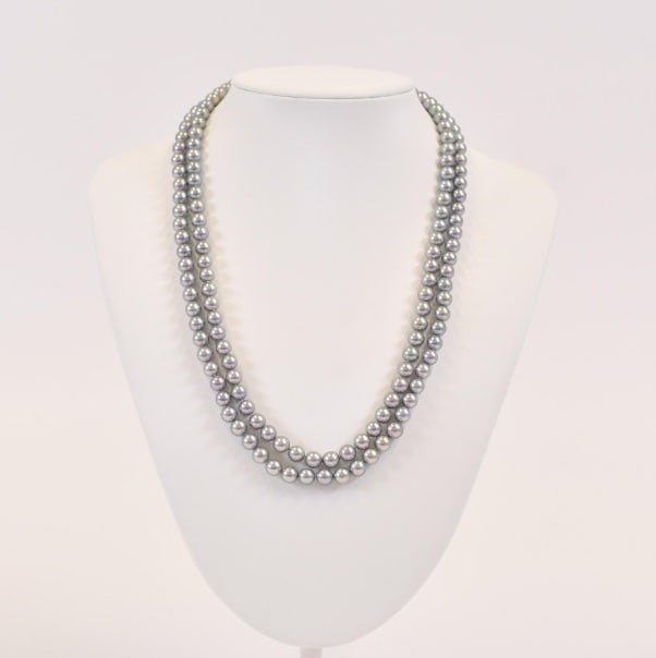 TASAKI SV Pearl Necklace: Type: Necklace Material:SV Sizs:N/A Signed By: TASAKI Additional Information: Box