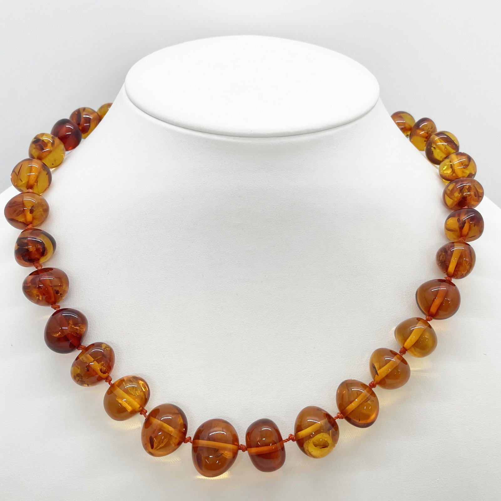 Kohaku Necklace (1 of 5)