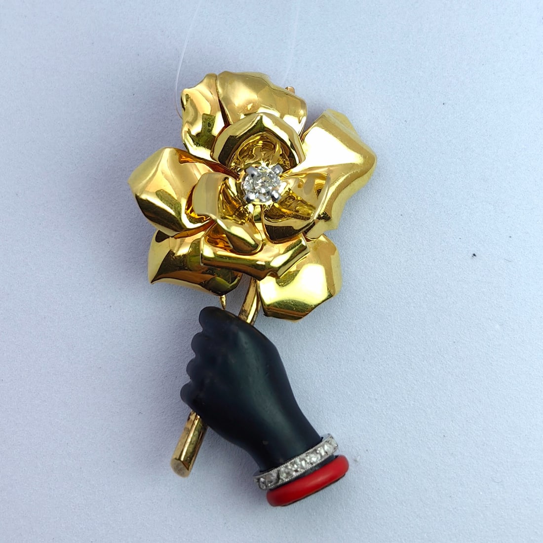 CARTIER K18 Brooch: Type: Brooch Metal:K18 Yellow Gold Size:N/A Signed By: Cartier;De Pose