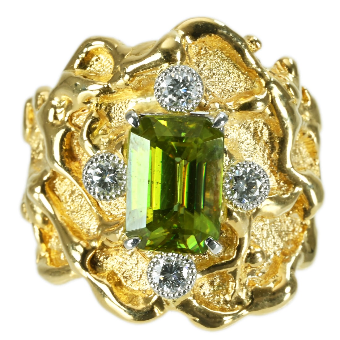 K18/PT900 Sphene Diamond Ring: Type: Ring Metal:18K Yellow Gold/Platinum Sphene :2.33ct Diamond:0.25ct Size:6.5(US) Signed By: N/A