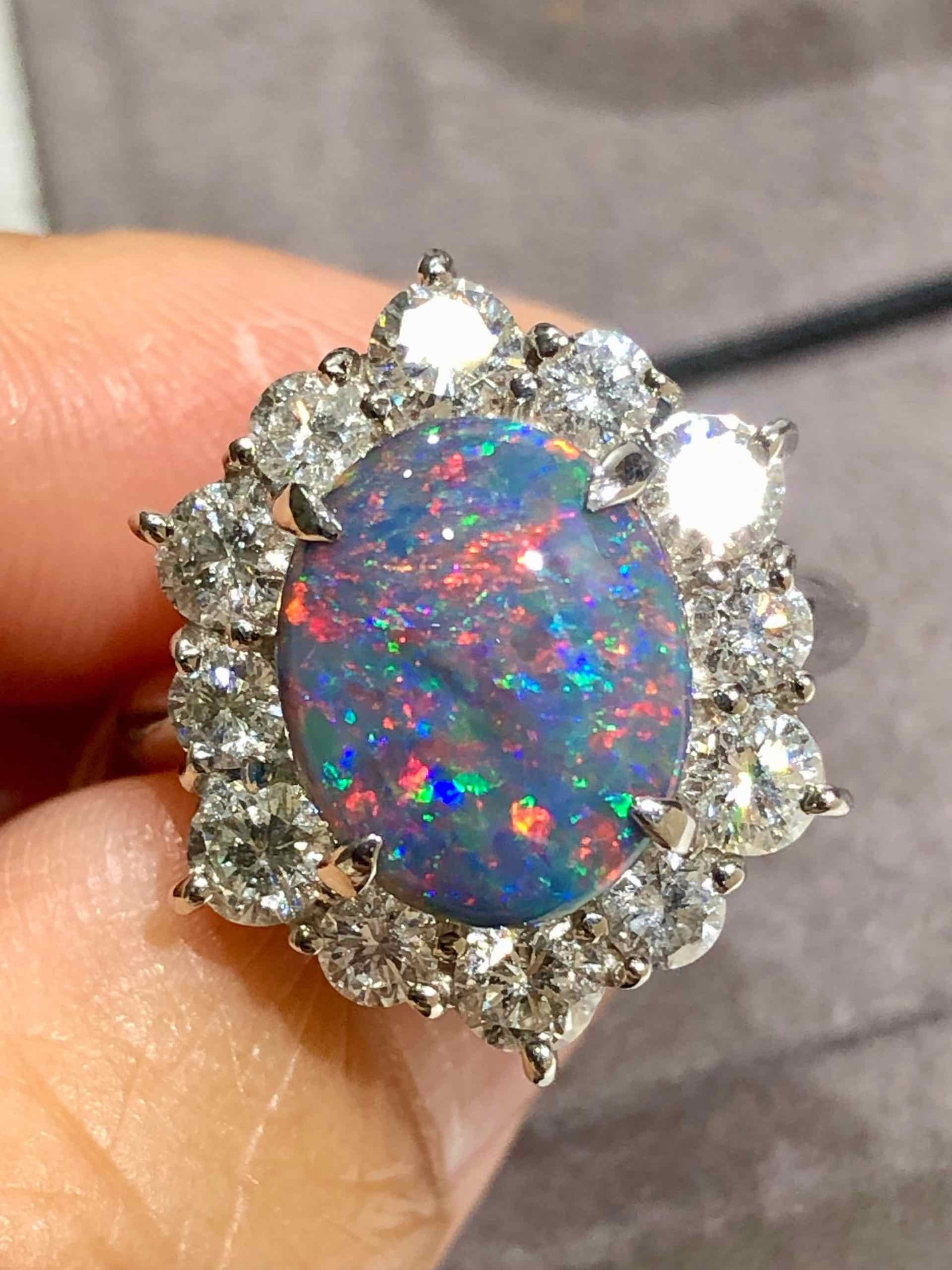 Pt900 Black Opal Diamond Ring: Type: Ring Metal:Platinum Diamond:1.65ct Size:6(US) Signed By: N/A