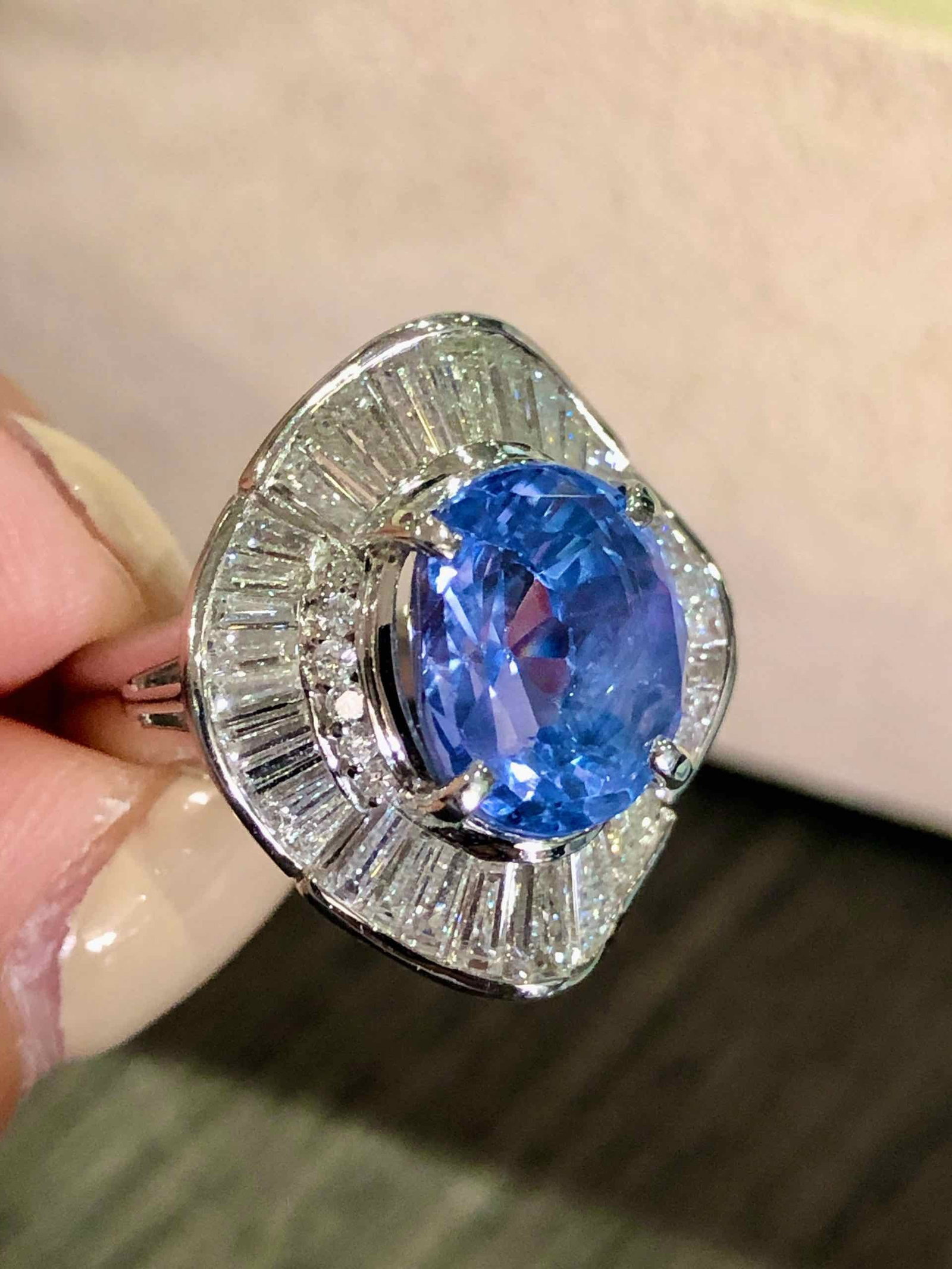 PT900 SAPPHIRE RING - 5