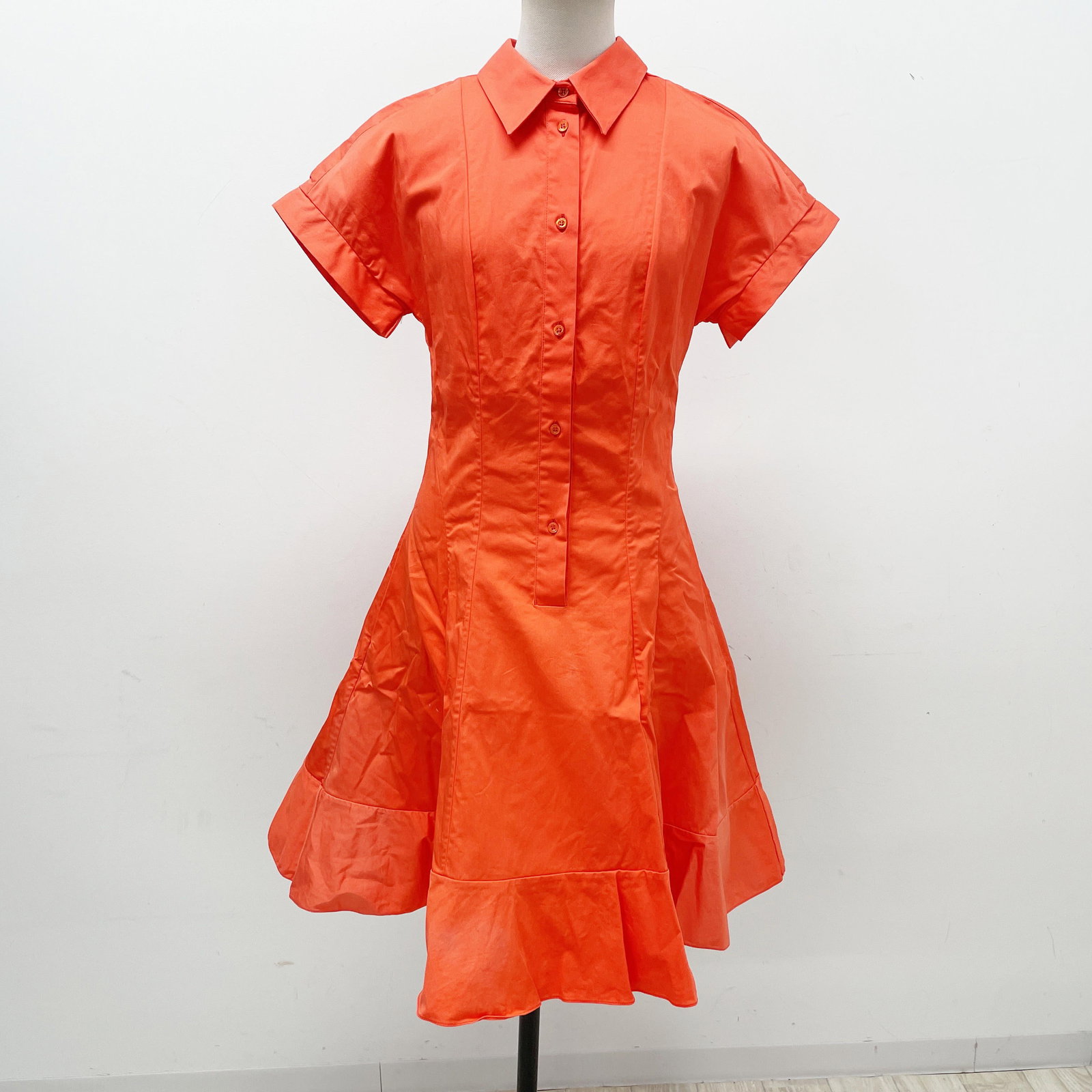 DIOR ORANGE DRESS: Type:DRESS Item Name:DIOR ORANGE DRESS Brand:DIOR COLOR:ORNAGE Size:#34 Accessories:N/A