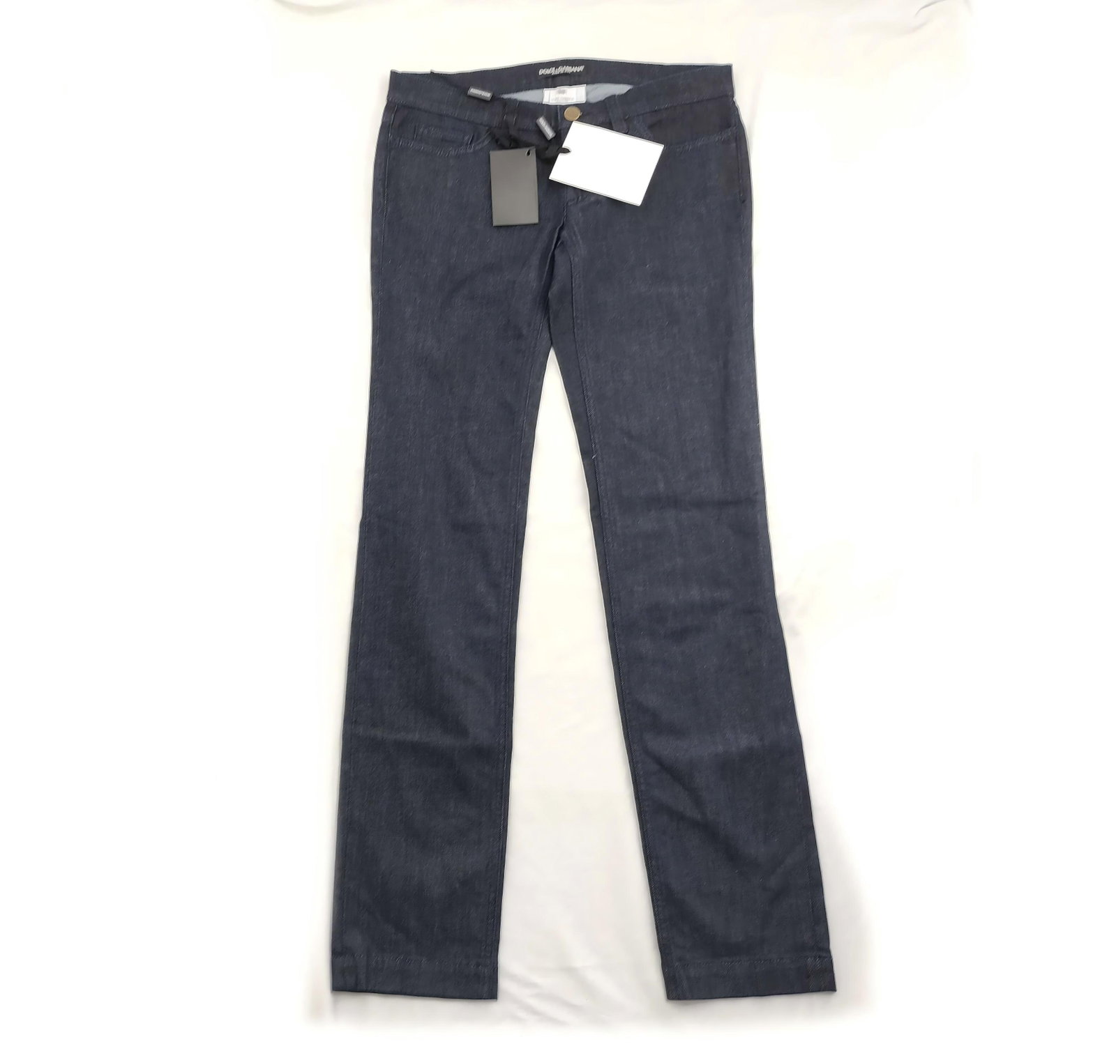 DOLCE&GABBANA DARK BLUE JEANS: Type:JEANS Item Name:DOLCE&GABBANA DARK BLUE JEANS Brand:DOLCE&GABBANA Size:38 Accessories:TAG