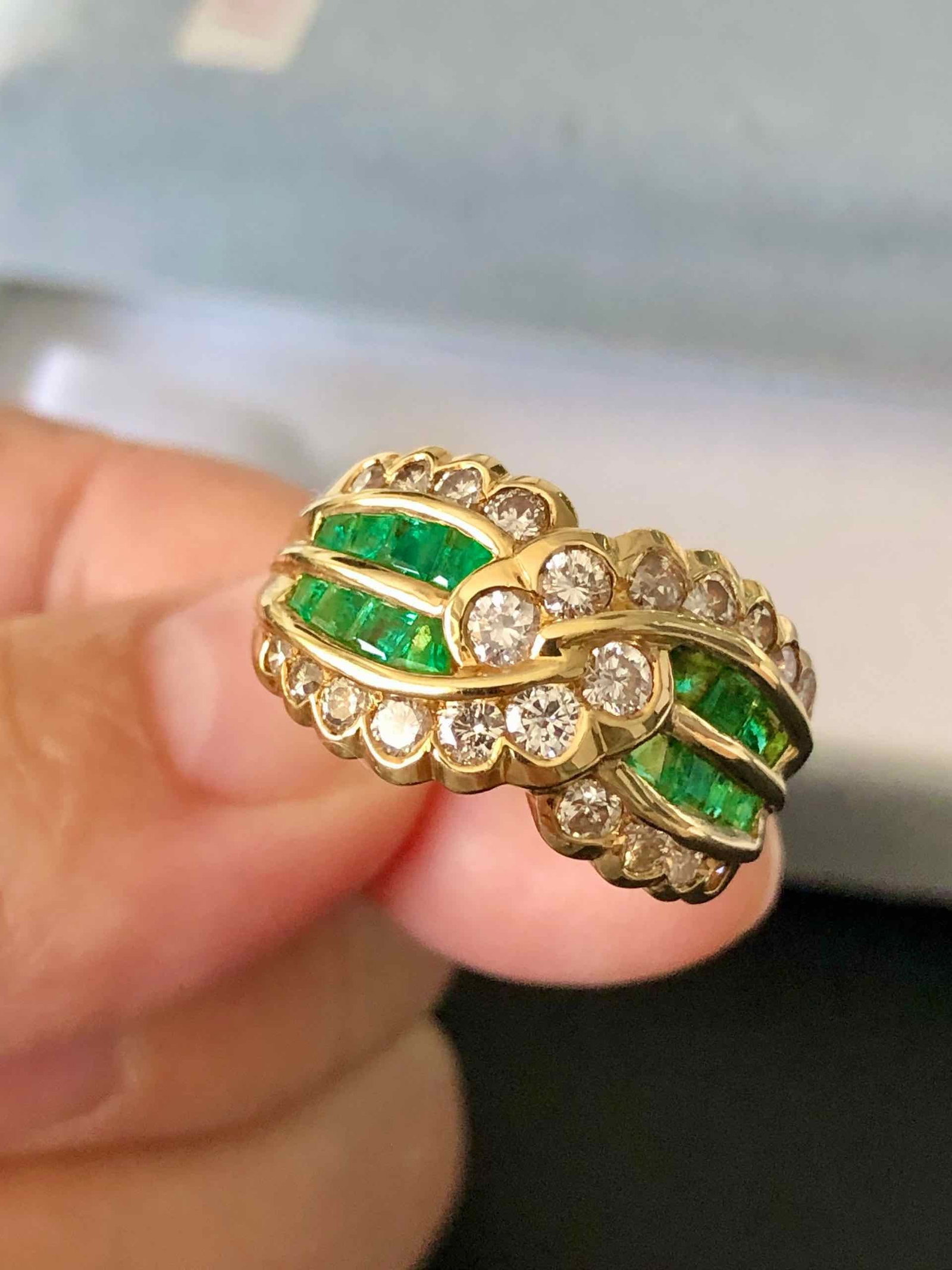 K18YG EMERALD DIAMOND RING: Type:RING Item Name:K18YG EMERALD DIAMOND RING Diamond:1.08ct EMERALD:1.08ct Metal:18K Size:6.5(US) Accessories:N/A