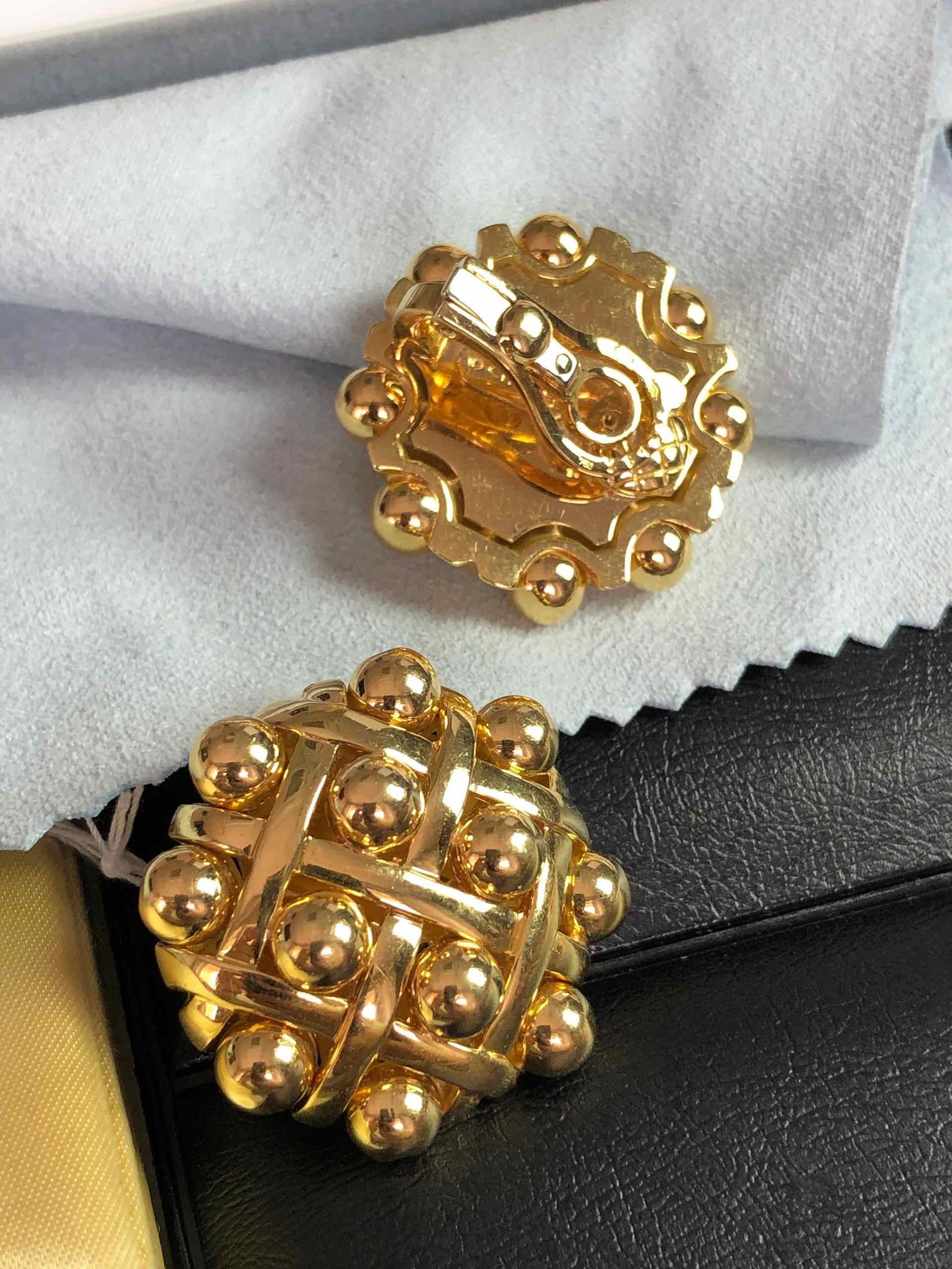 CHANEL K18 Earring - 3