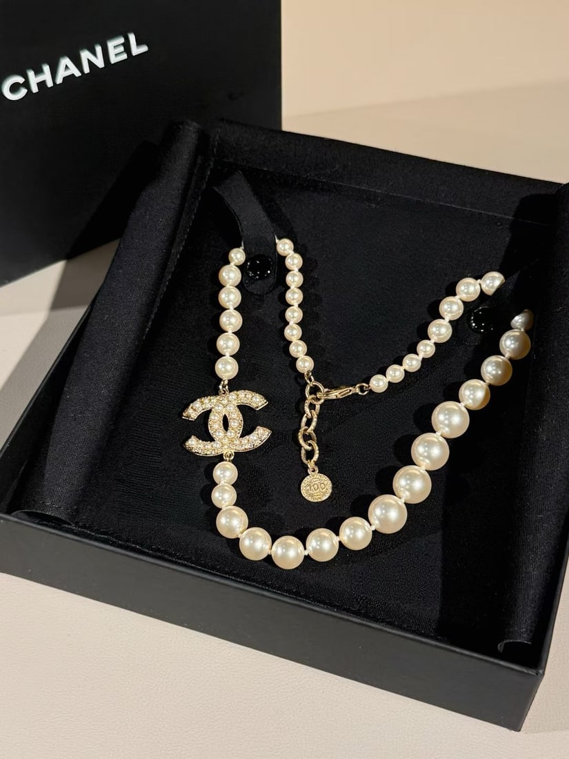 CHANEL 100th Anniversary Pearl Necklace (1 of 4)