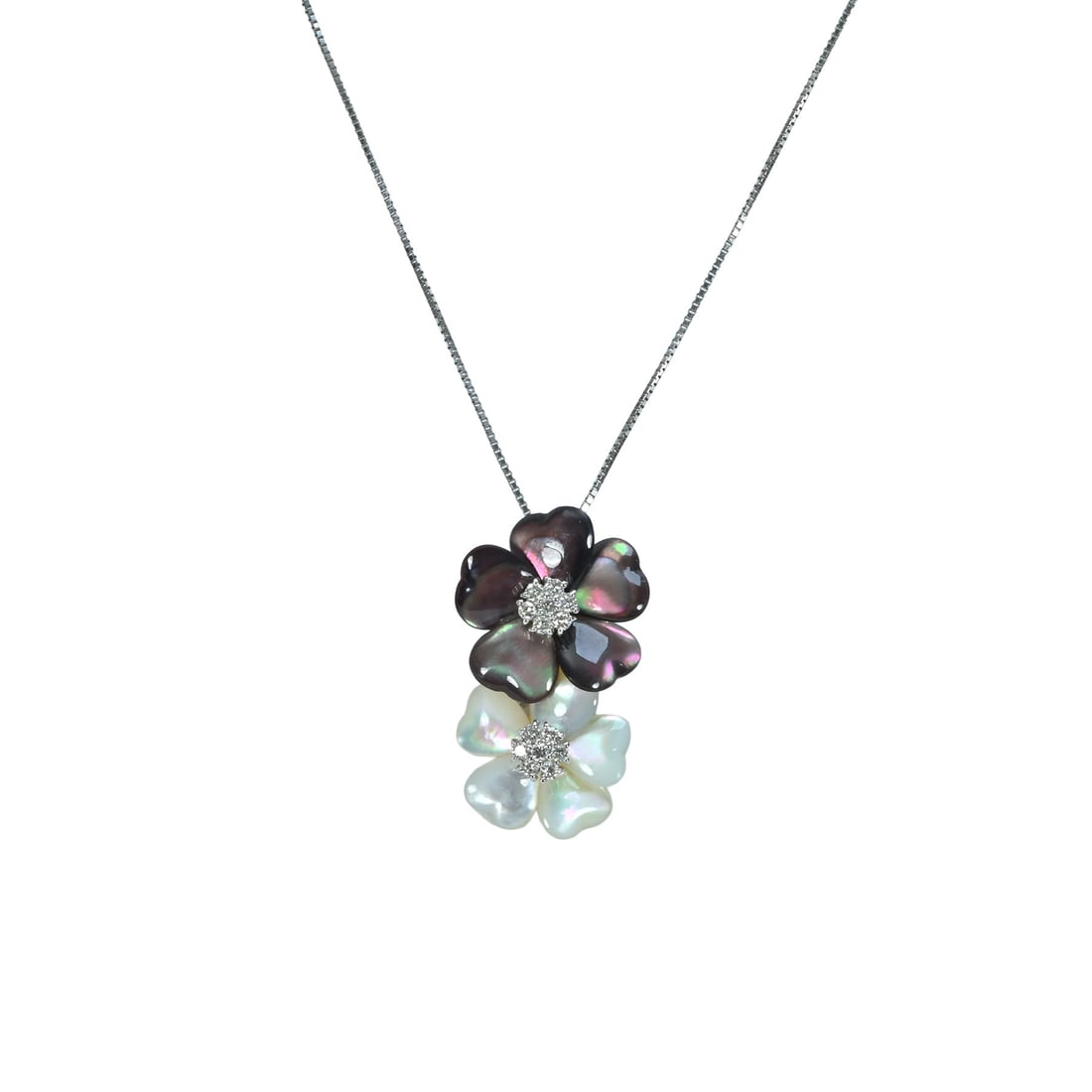 K18 Shell Diamond Necklace - 2