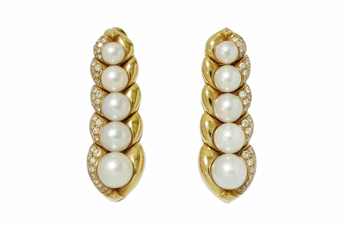 BVLGARI BULAGRI K18 Pearl Earring: Type: Earring Material:K18 Sizs:N/A Signed By: BVLGARI