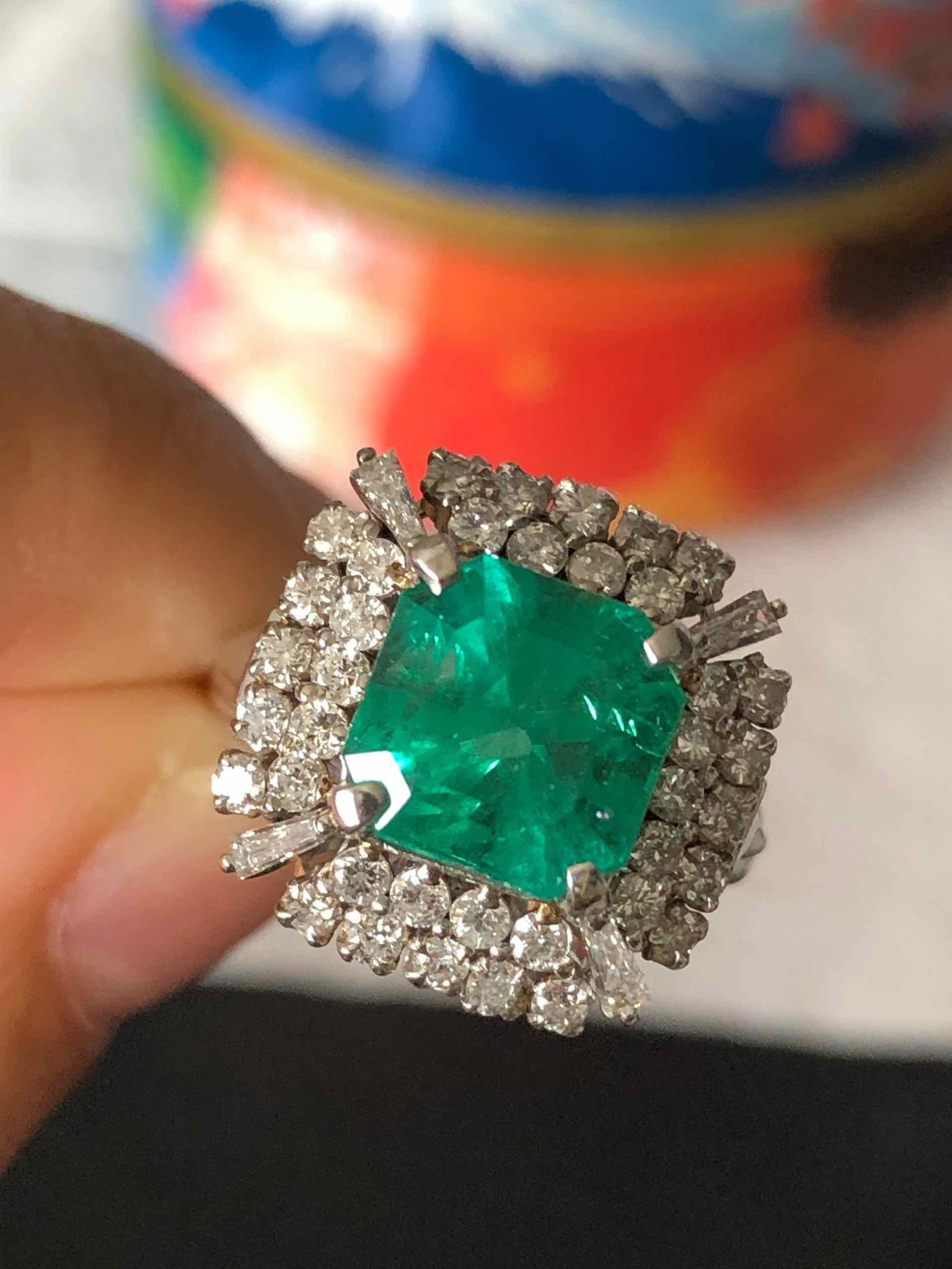 PT900 EMERALD RING - 3