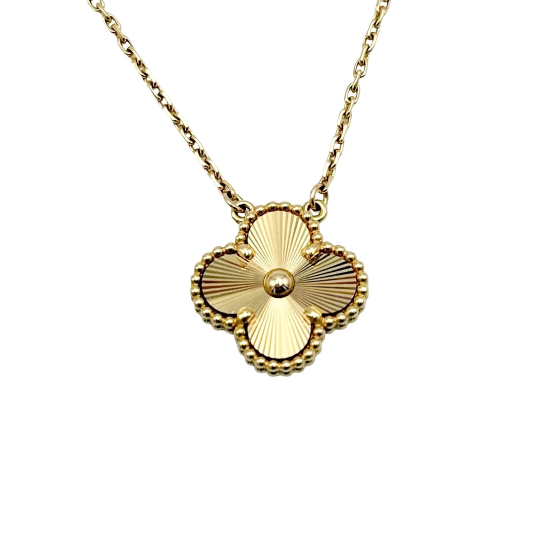 Van Cleef & Arpels K18YG NECKALCE: Type:NECKALCE Item Name:Van Cleef & Arpels K18YG NECKALCE Brand:VAC Metal:18K Accessories:N/A