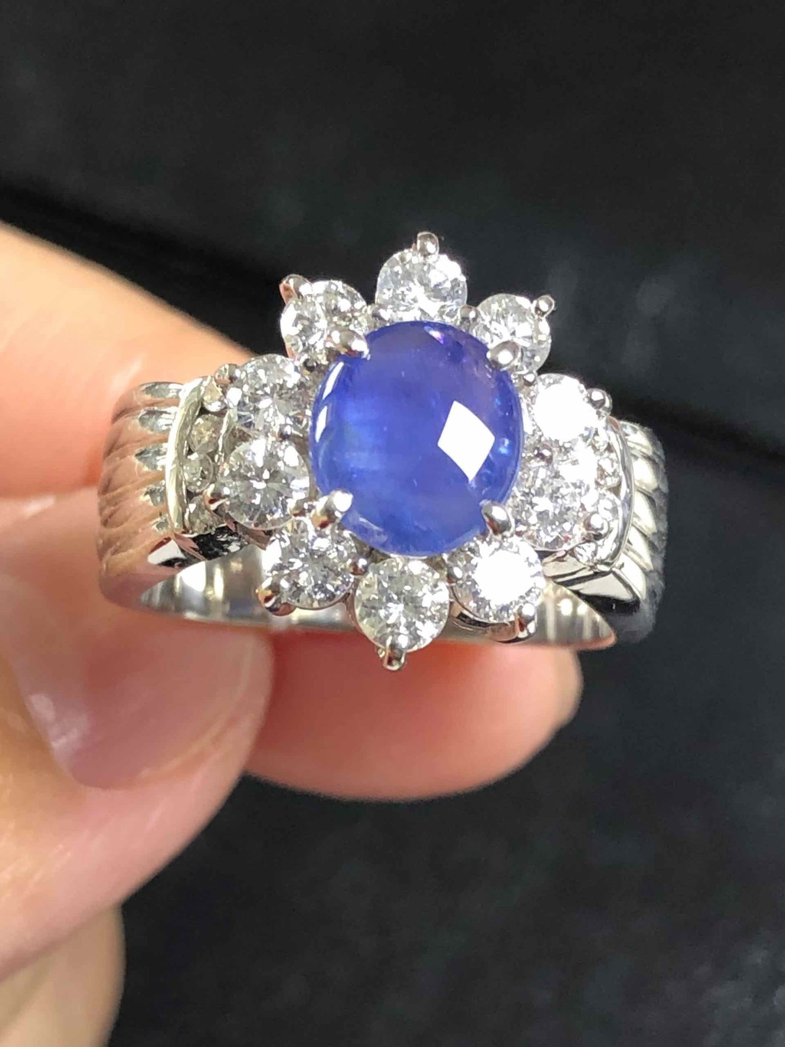PT900 STAR SAPPHIRE RING - 4