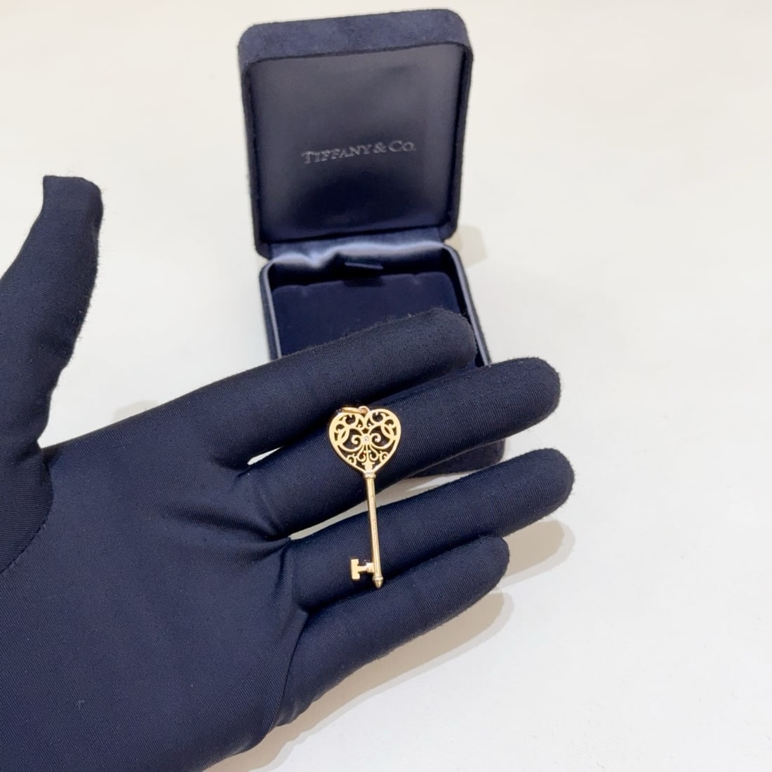 TIFFANY CO K18 Enchant Heart Key Pendant: Brand:TIFFANY . CO Sizs:N/A Material:K18 Accessories:Bax