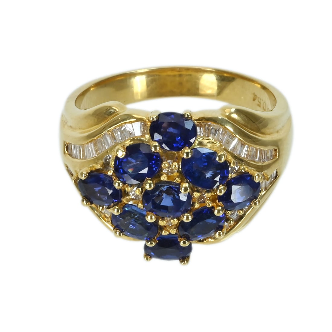 K18 Sapphire Diamond Ring (1 of 4)