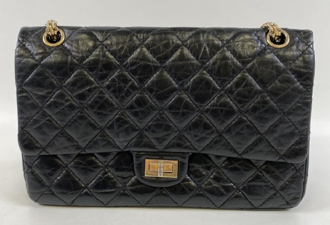 CHANEL 2.55 Rissue Shoulder Bag: Brand:Chanel Material:Leather Model No.: 23447205 Sizs:N/A Accessories: N/A
