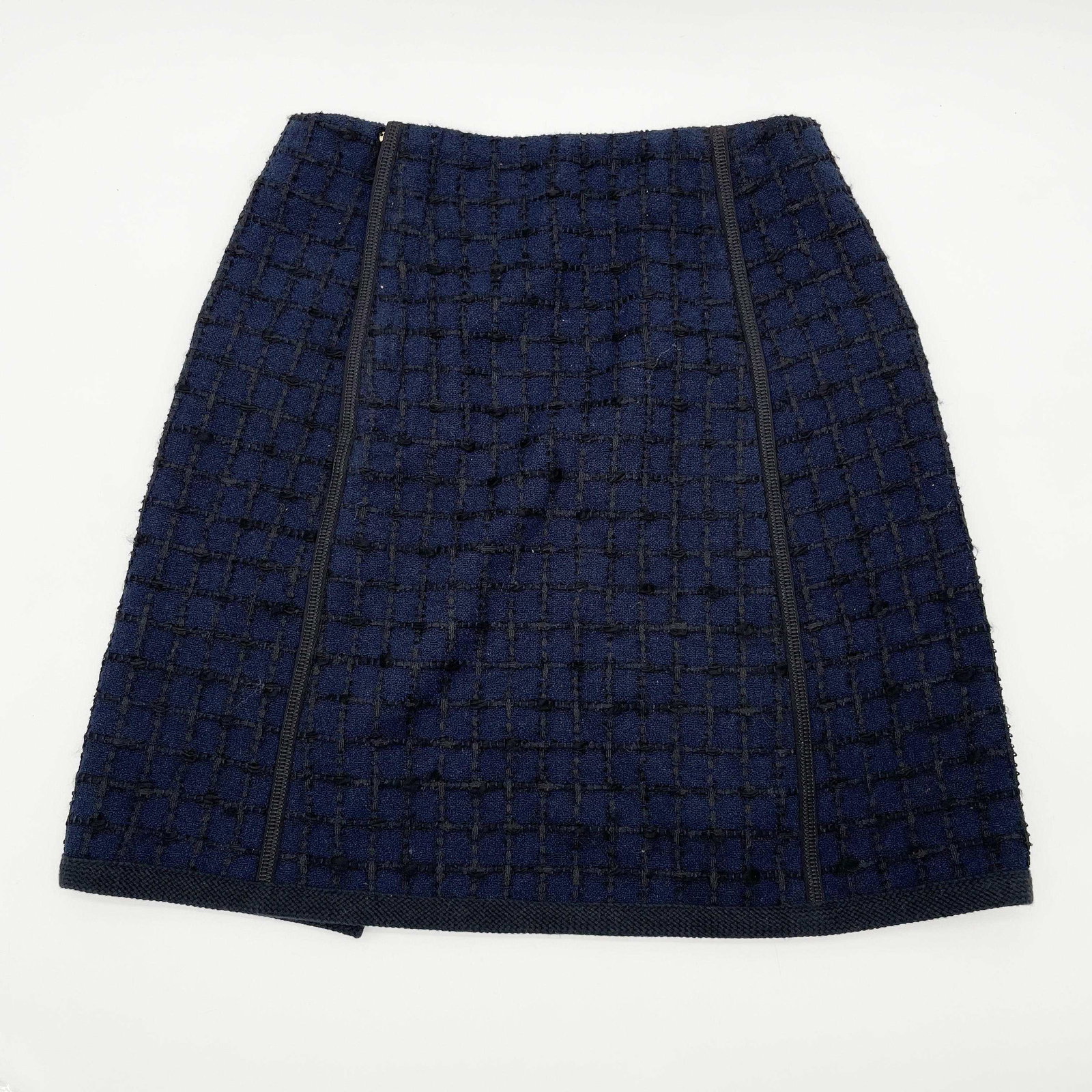 LOUIS VUITTON Tweed Skirt Navy: Brand:LOUIS VUITTON Model No.: N/A Sizs:34 Material:Wool Color:Navy Accessories:N/A