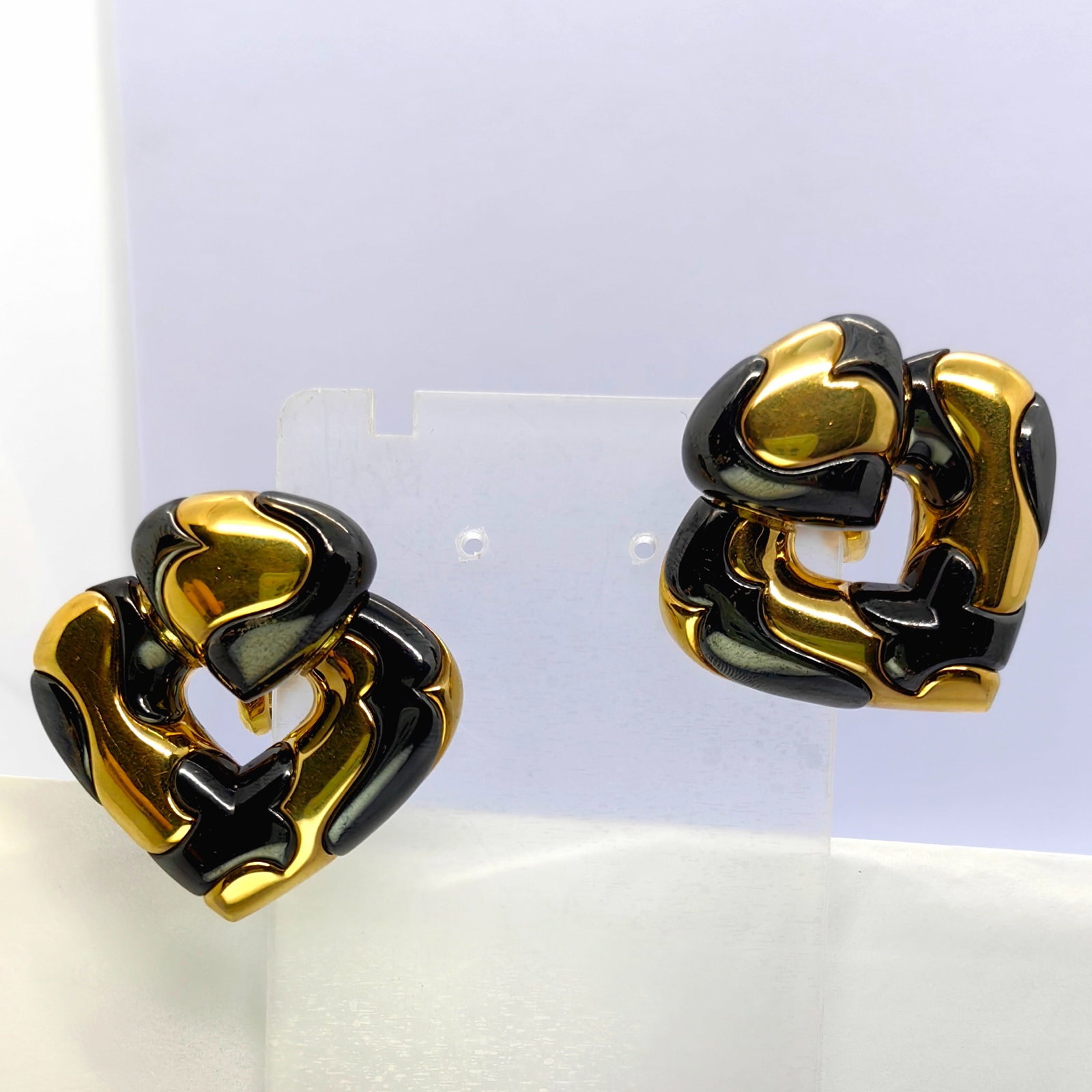MARINA B K18 Earring: Type: Earring Metal:K18 Yellow Gold Size:N/A Signed By: MR,A668