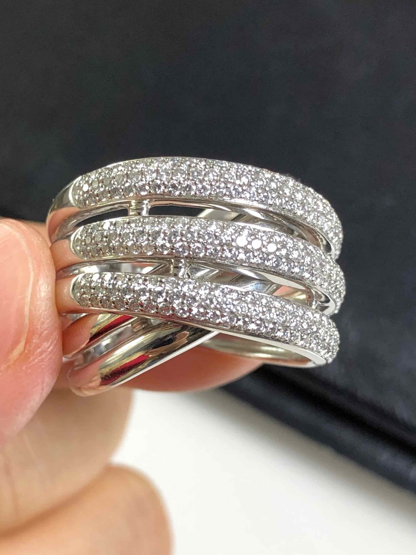 K18 Diamond Ring - 4
