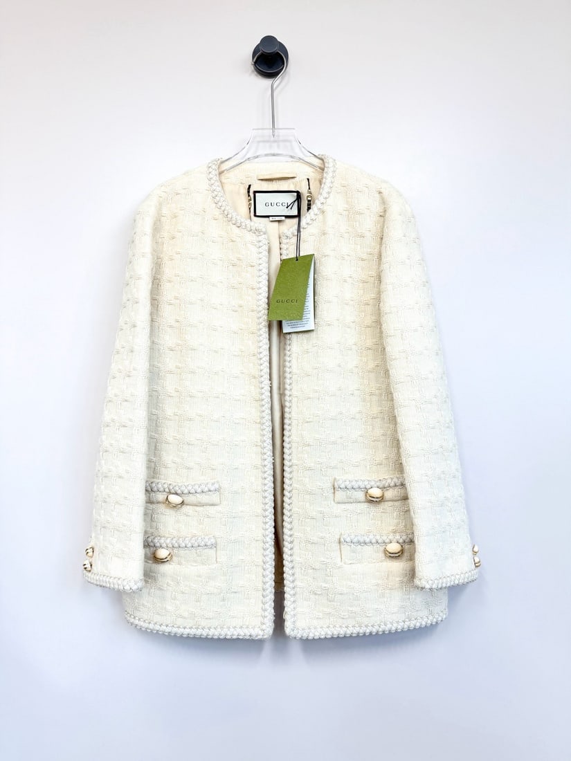 GUCCI Off-White Woven Jacket: Brand:Gucci Model No.: 582475/ZACKV Sizs:40 Material:Wool/Silk/Polyamide Color:White Accessories:N/A