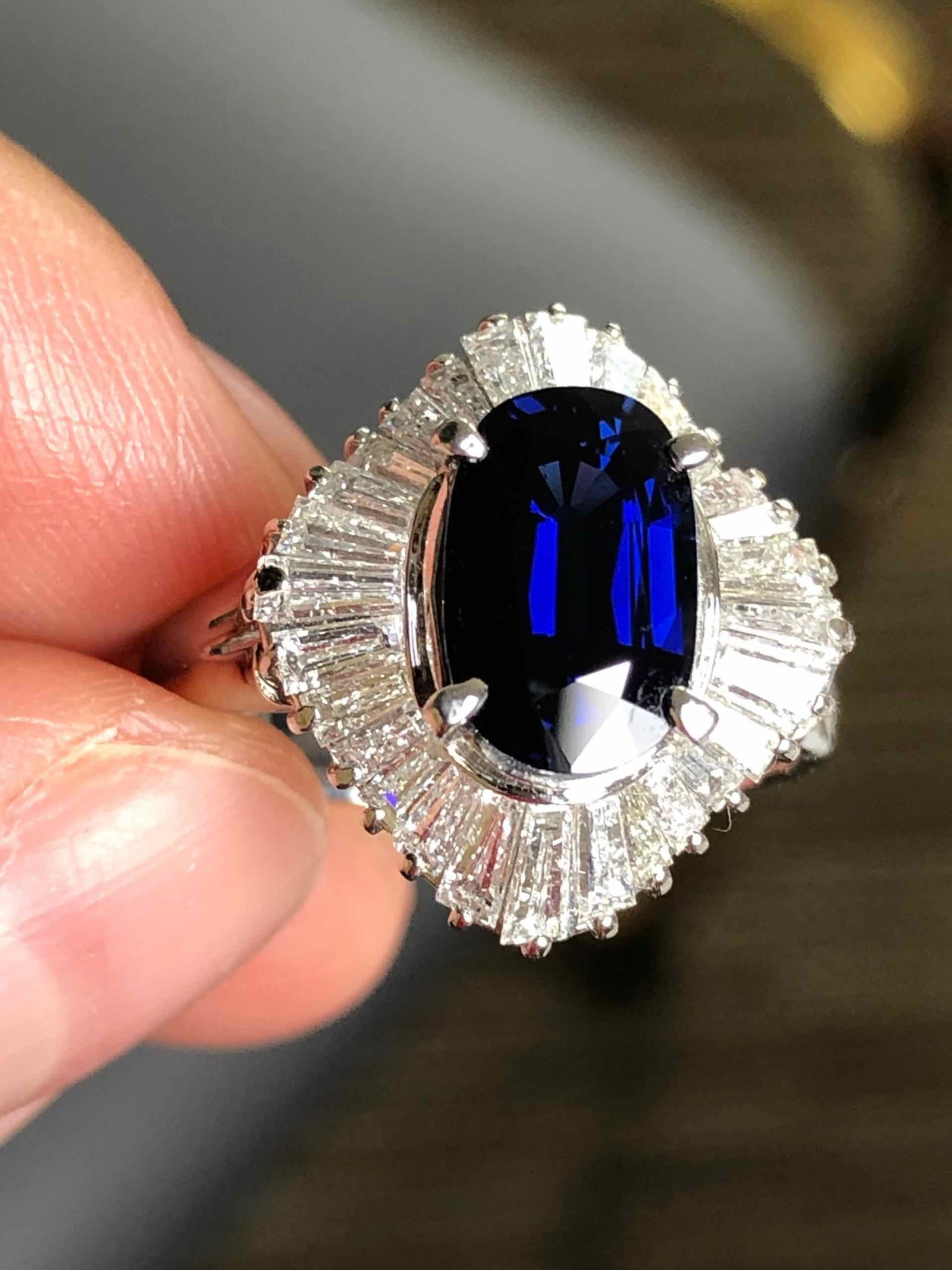 PT900 SAPPHIRE RING - 2